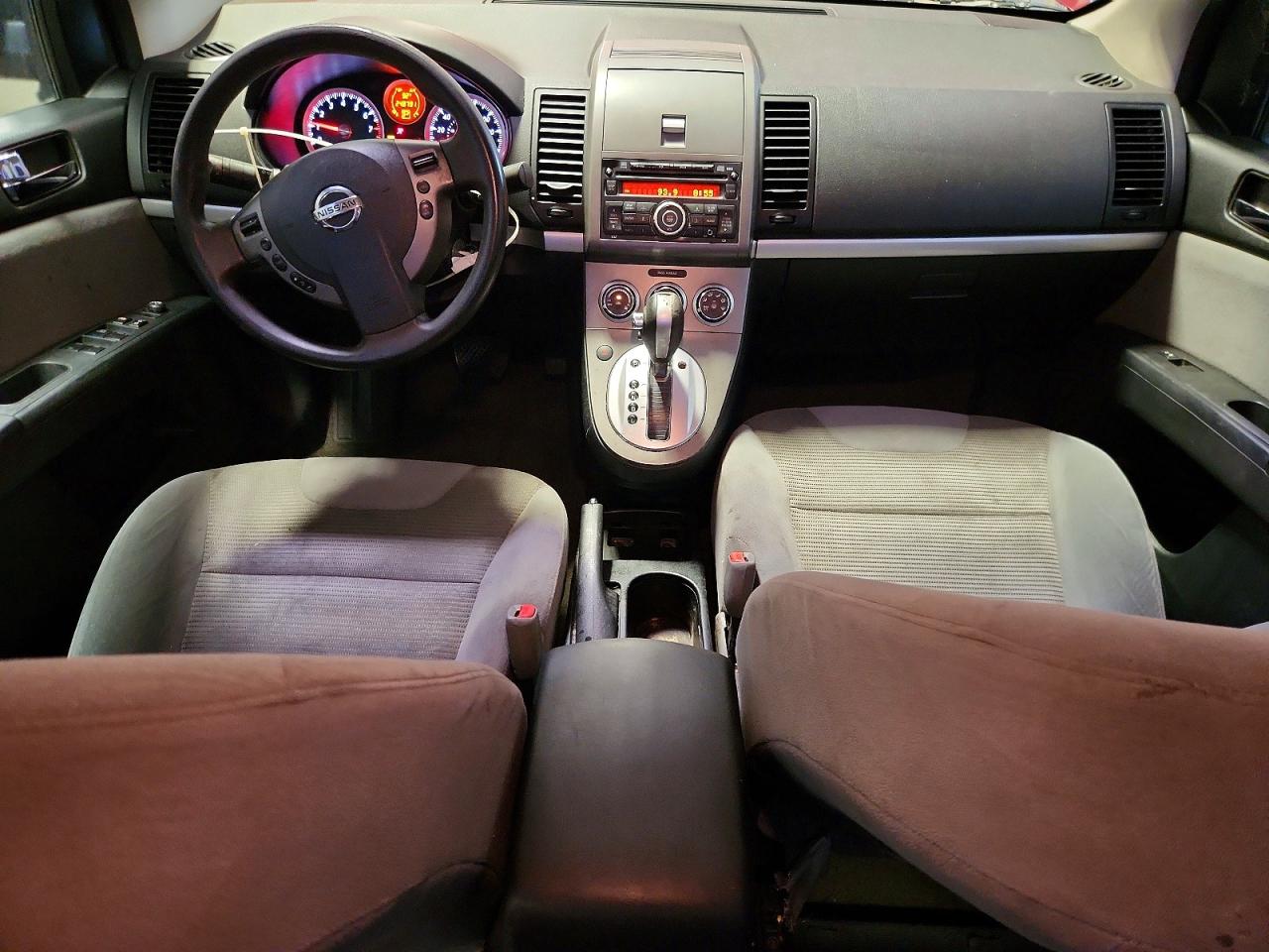 2011 Nissan Sentra 2.0 Red vin: 3N1AB6AP0BL624676