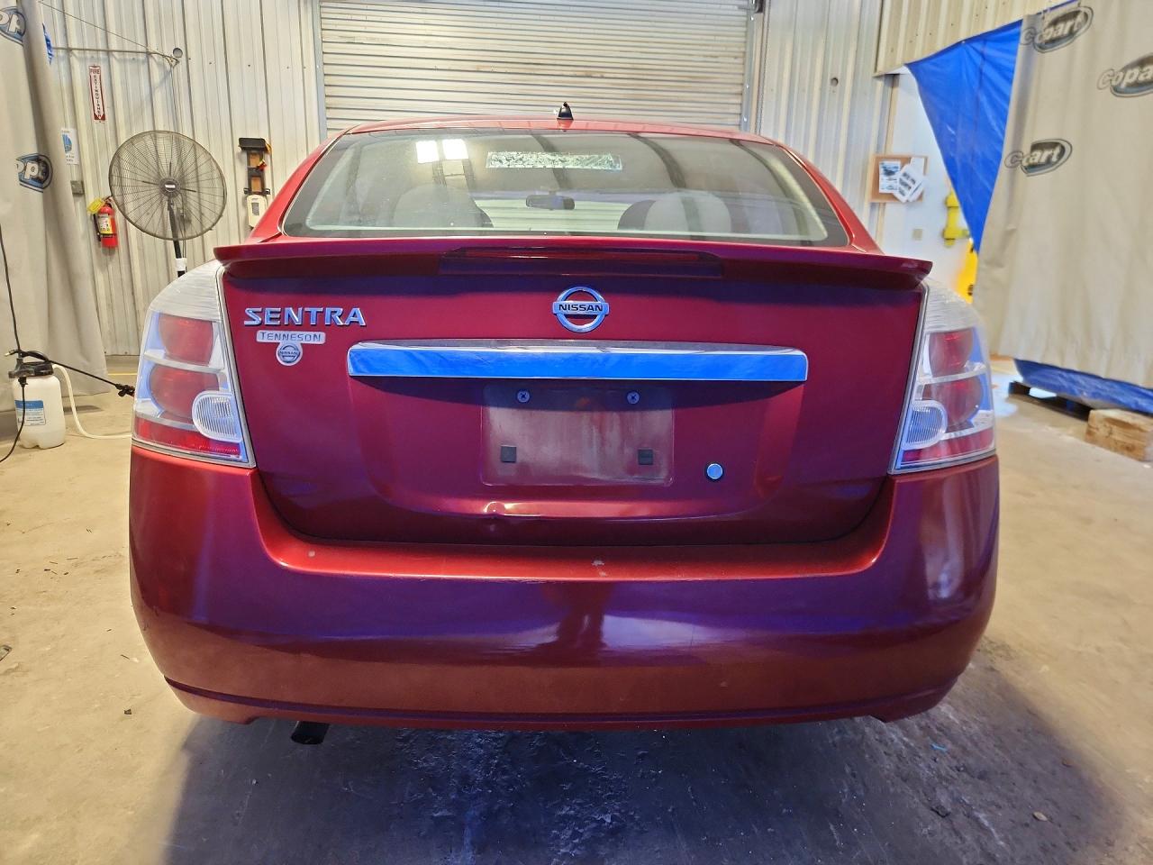 2011 Nissan Sentra 2.0 Red vin: 3N1AB6AP0BL624676