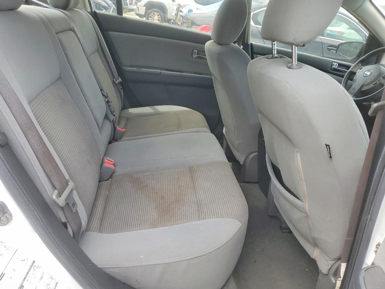 2011 Nissan Sentra 2.0 White vin: 3N1AB6AP0BL627531