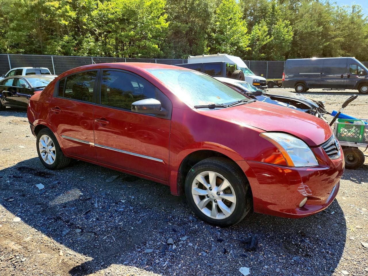 2011 Nissan Sentra 2.0 Red vin: 3N1AB6AP0BL637458