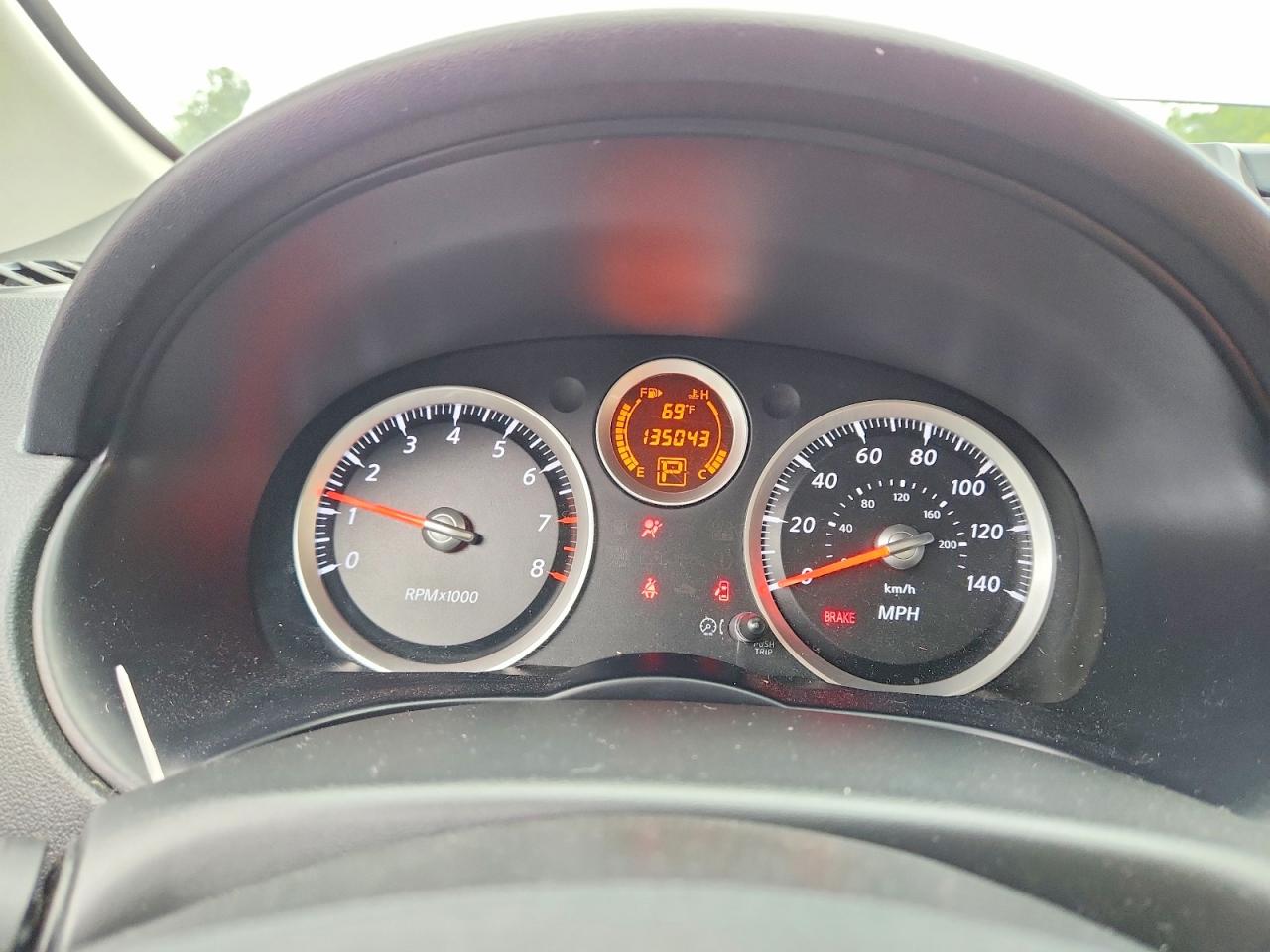 2011 Nissan Sentra 2.0 Серебряный vin: 3N1AB6AP0BL638741