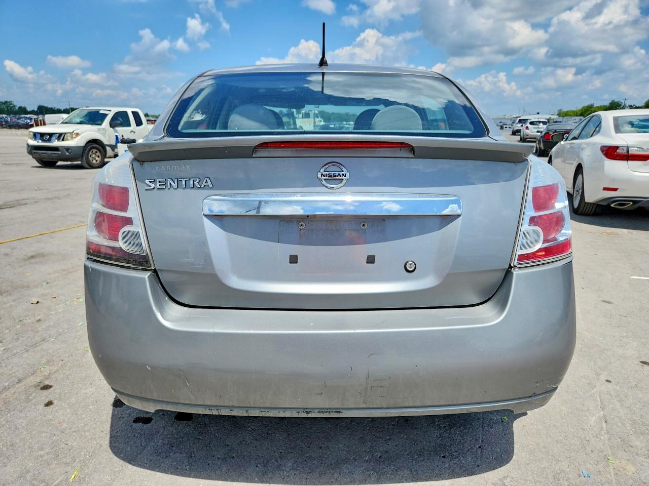 2011 Nissan Sentra 2.0 Silver vin: 3N1AB6AP0BL664515