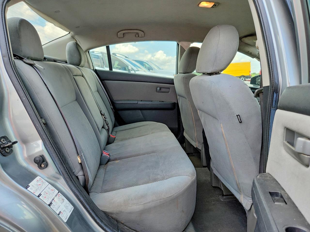 2011 Nissan Sentra 2.0 Silver vin: 3N1AB6AP0BL664515