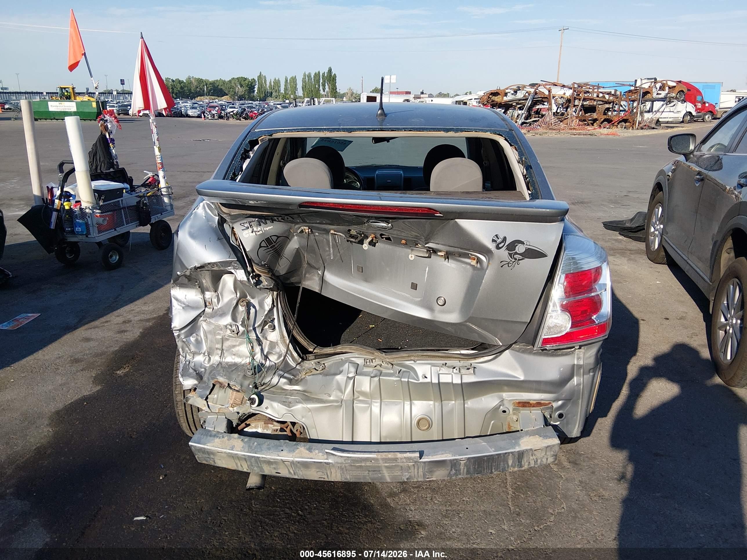 2011 Nissan Sentra 2.0 Silver vin: 3N1AB6AP0BL671481