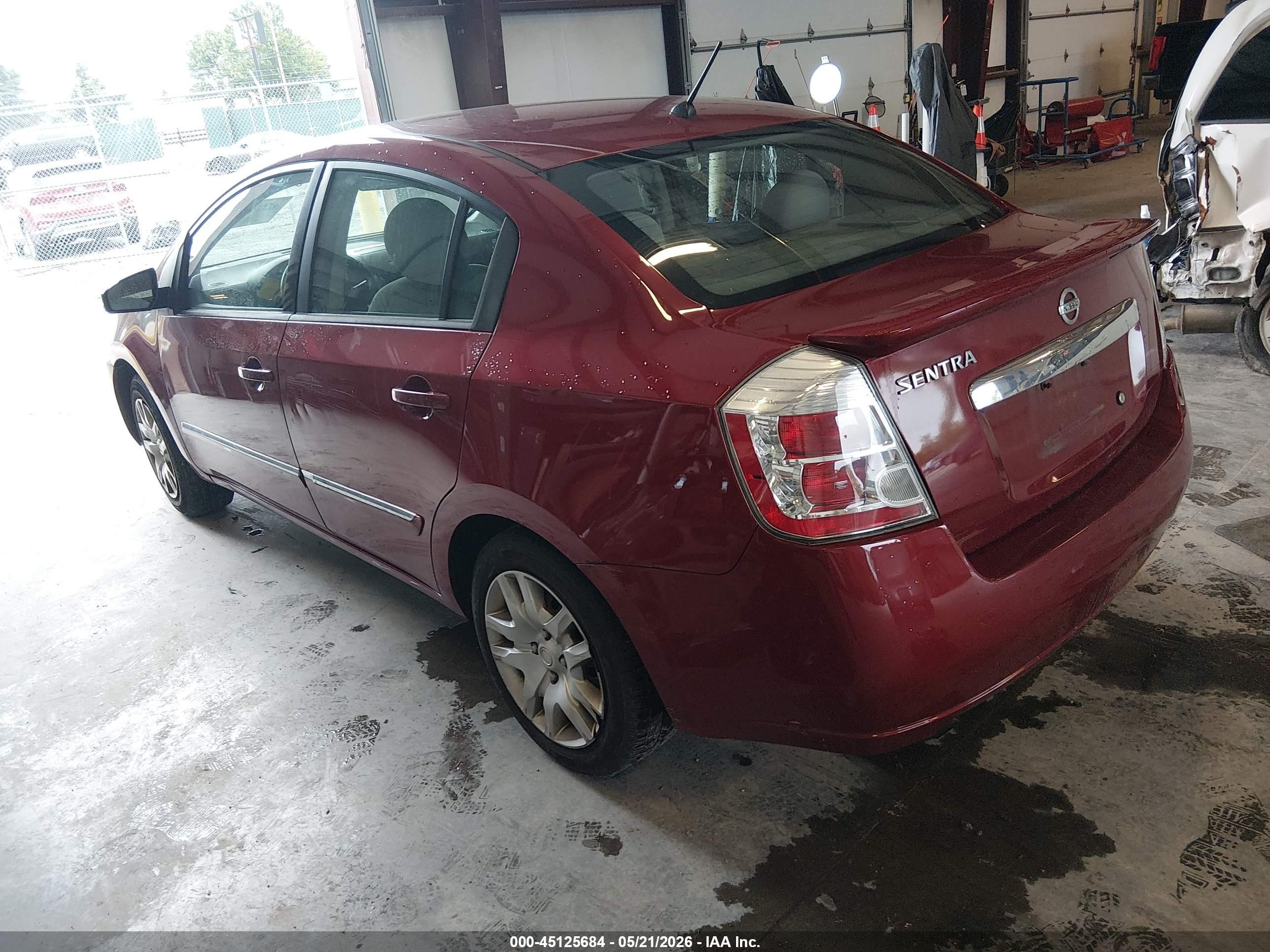 2011 Nissan Sentra 2.0s Red vin: 3N1AB6AP0BL719917