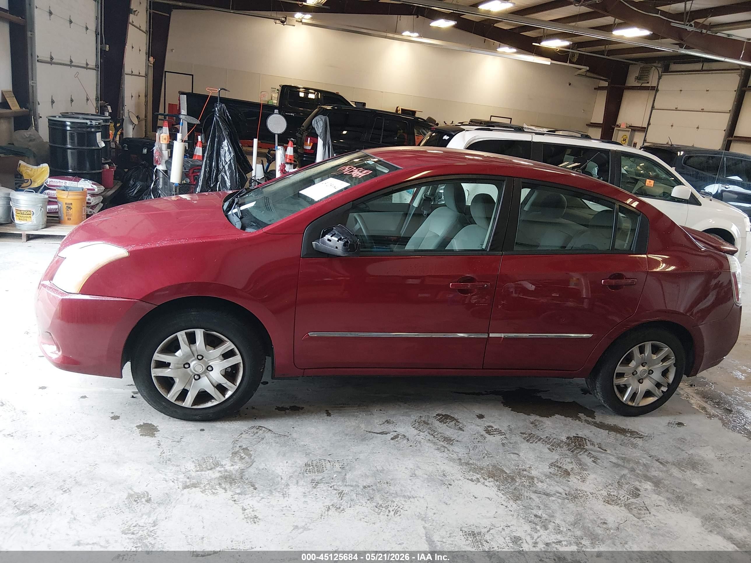 2011 Nissan Sentra 2.0s Red vin: 3N1AB6AP0BL719917
