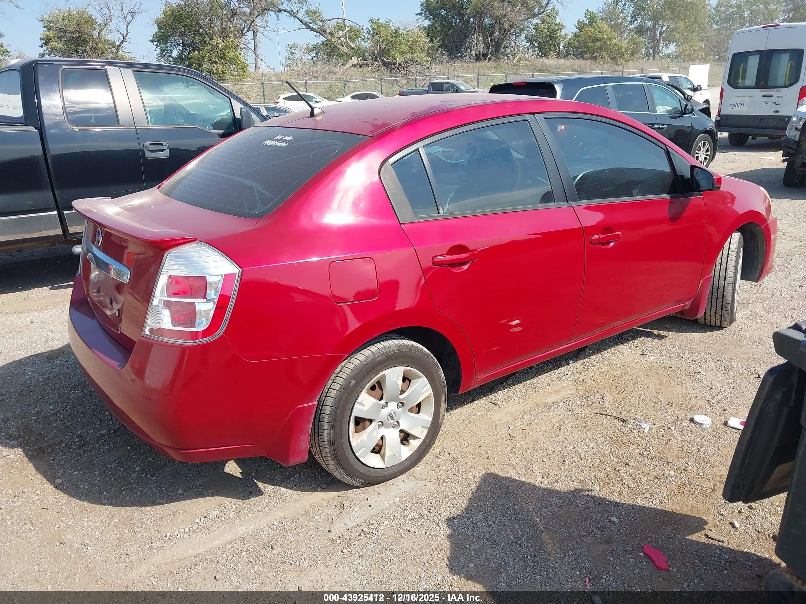 2012 Nissan Sentra 2.0 Red vin: 3N1AB6AP0CL621696