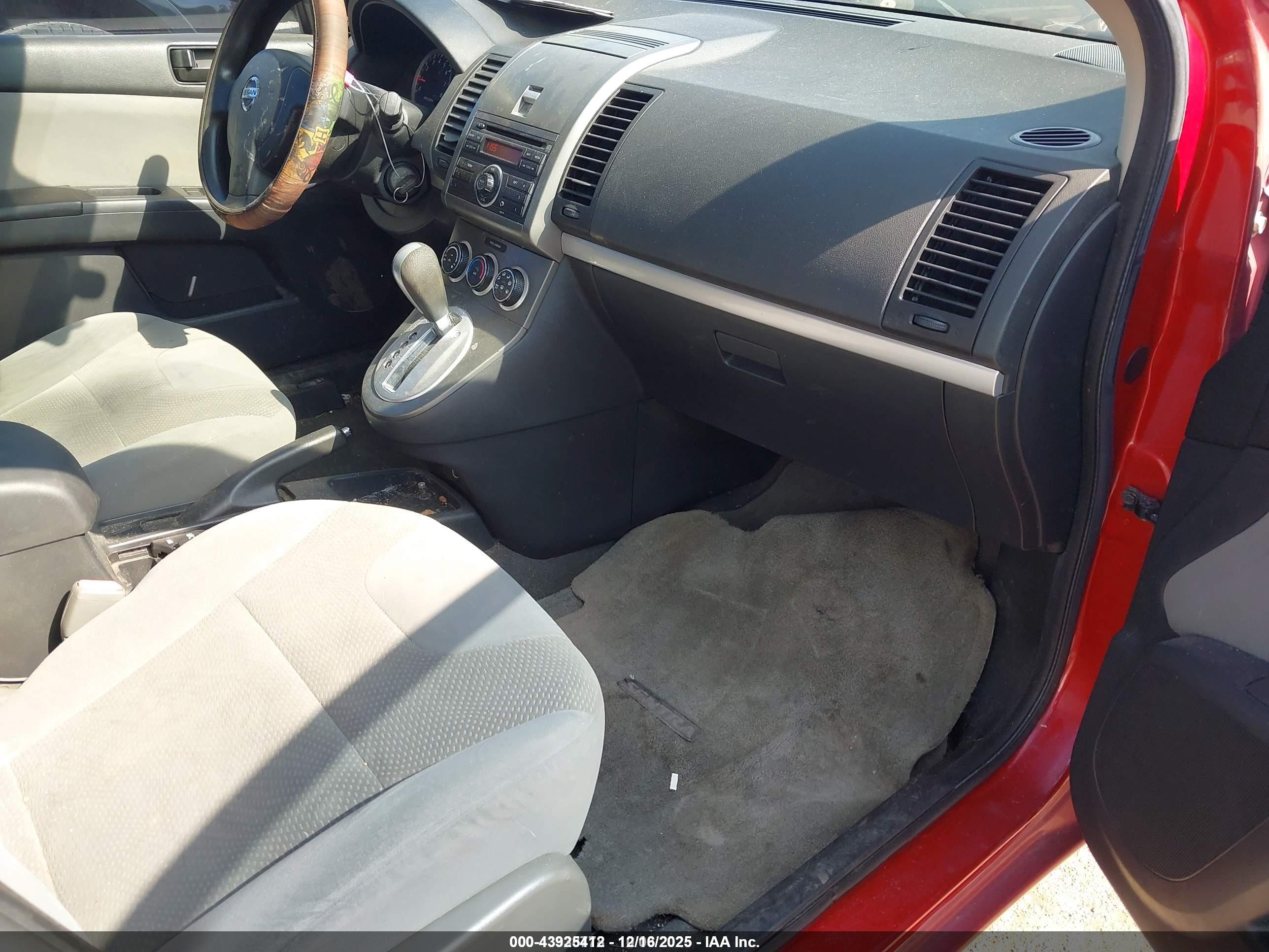 2012 Nissan Sentra 2.0 Red vin: 3N1AB6AP0CL621696