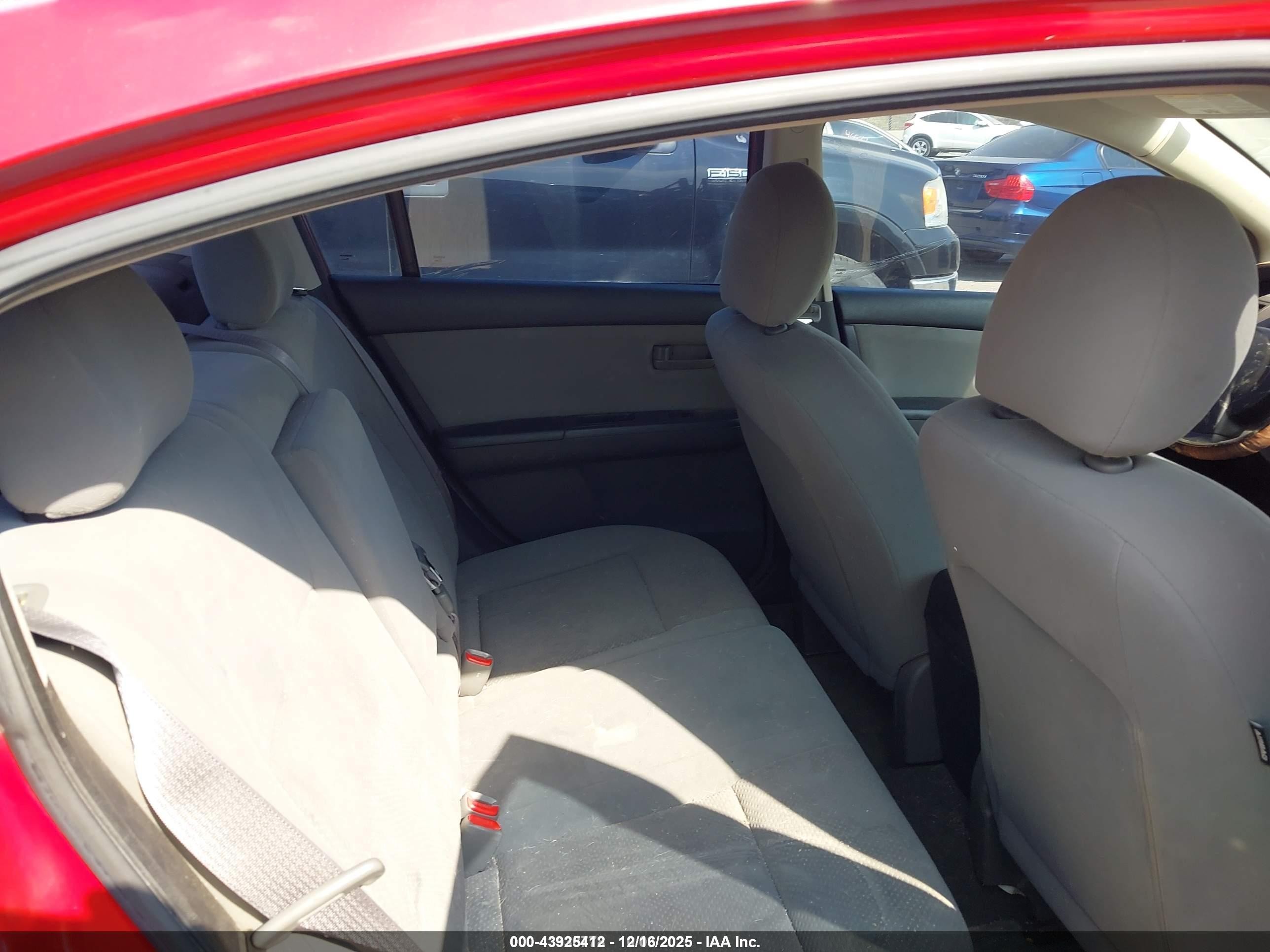 2012 Nissan Sentra 2.0 Red vin: 3N1AB6AP0CL621696
