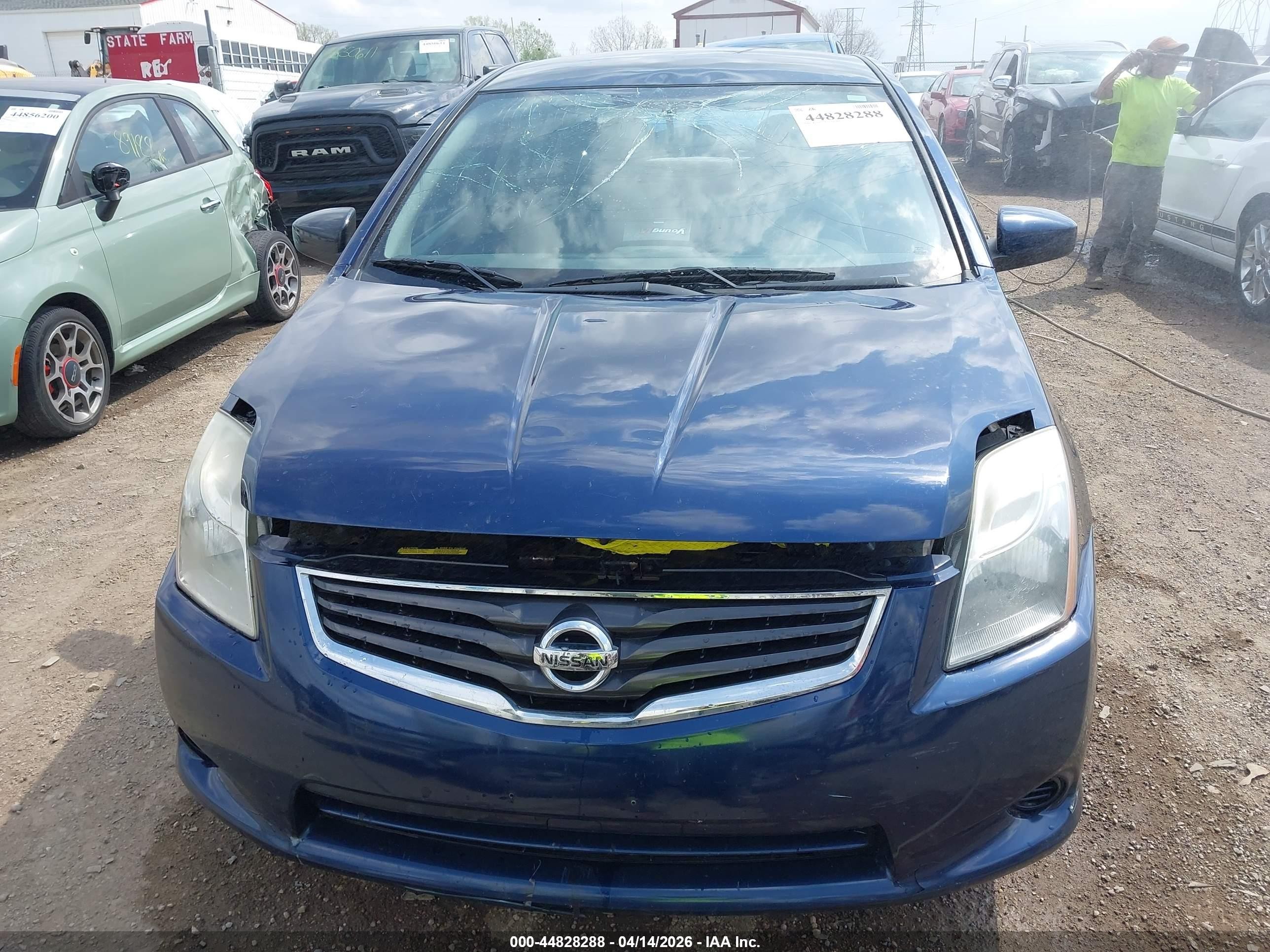 2012 Nissan Sentra 2.0 S Синий vin: 3N1AB6AP0CL682420