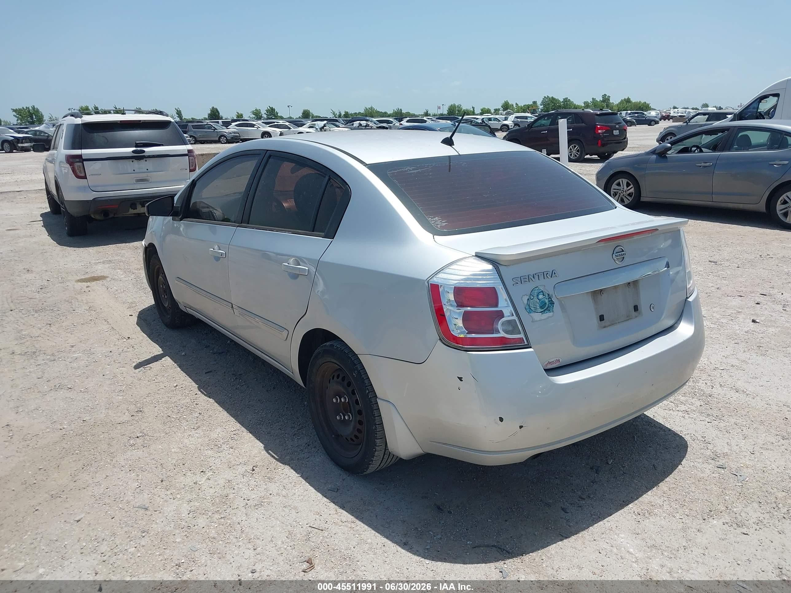 2012 Nissan Sentra 2.0 S Серебряный vin: 3N1AB6AP0CL692025
