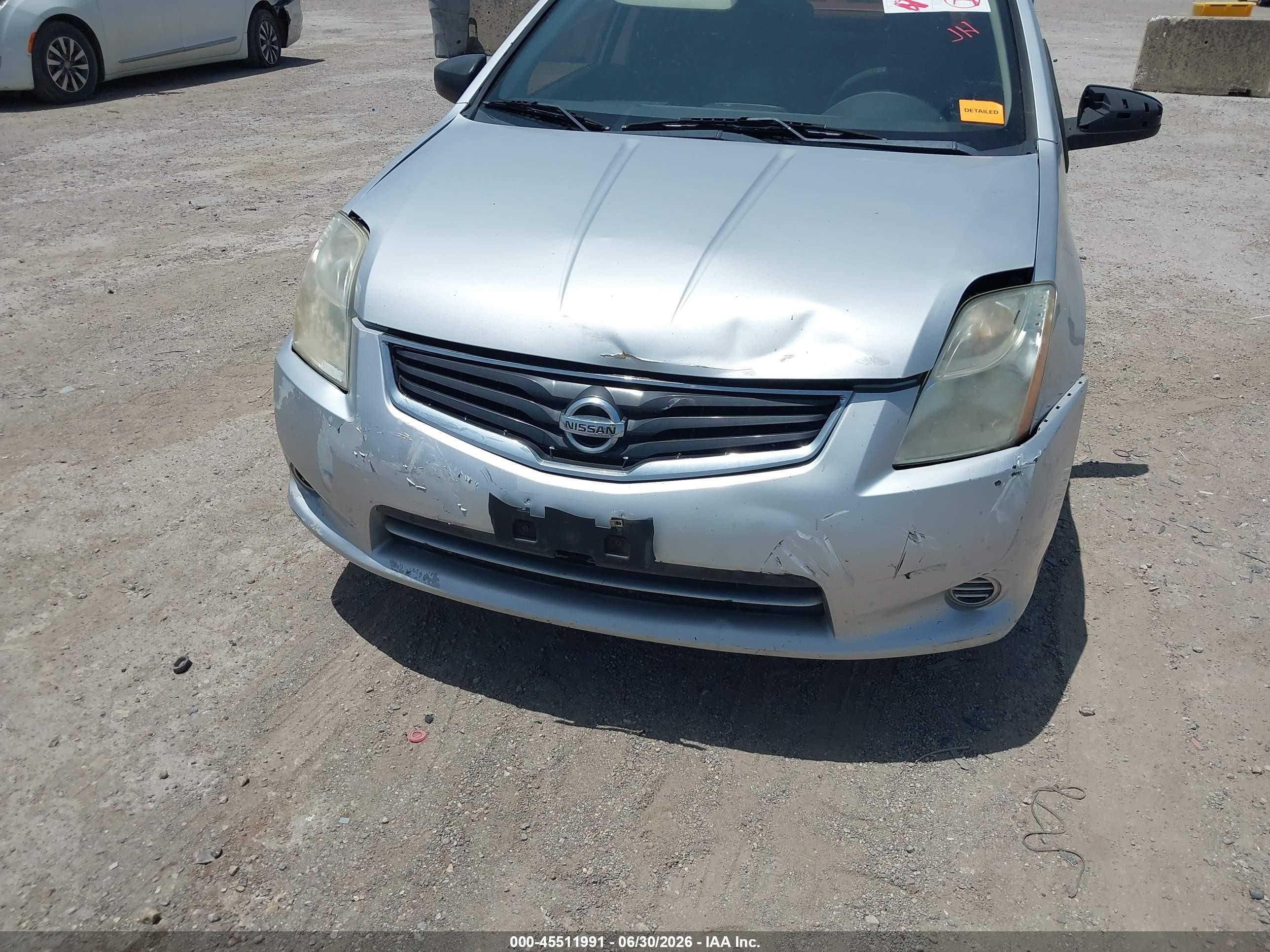 2012 Nissan Sentra 2.0 S Серебряный vin: 3N1AB6AP0CL692025