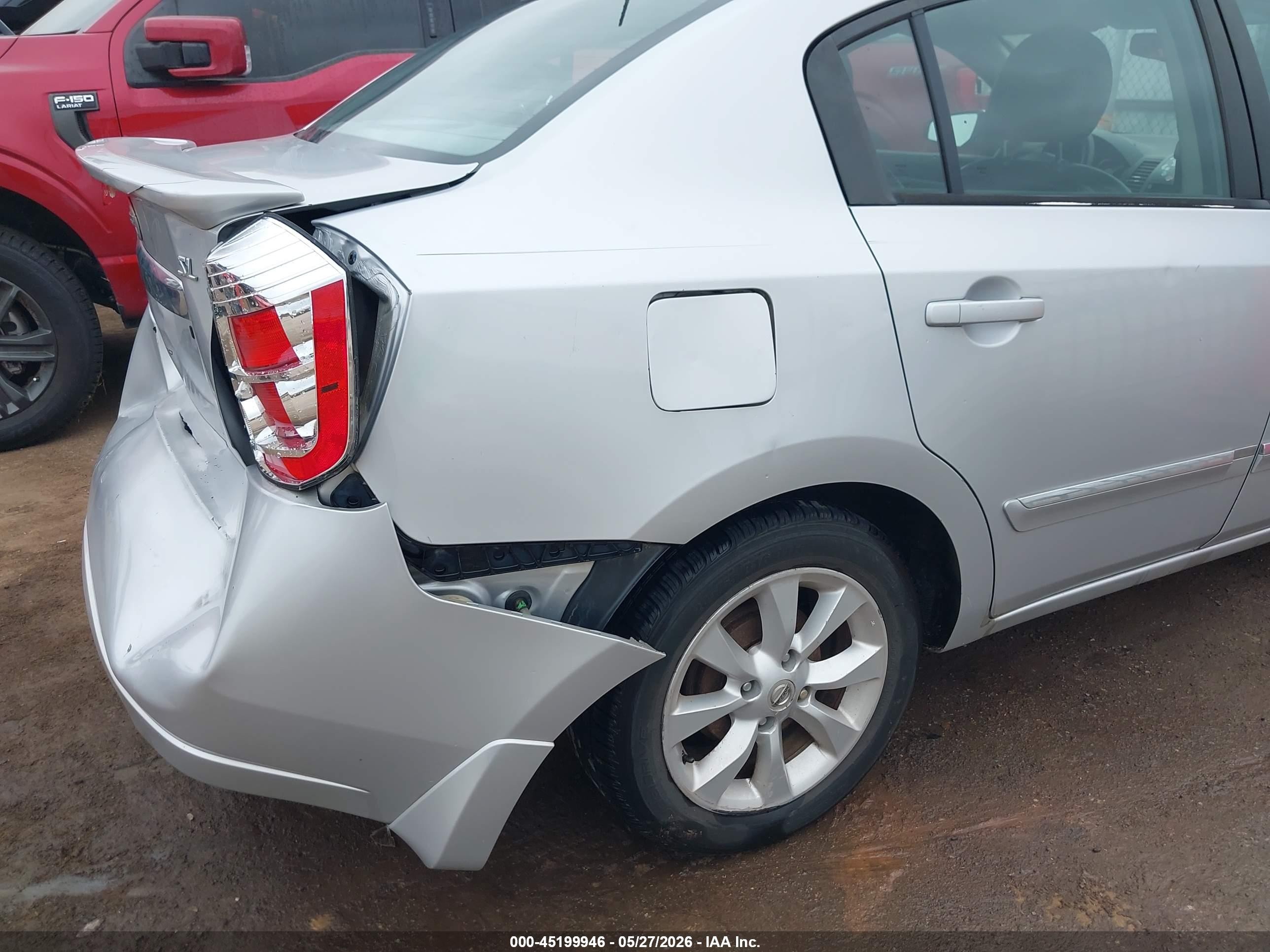 2012 Nissan Sentra 2.0 Sl Серебряный vin: 3N1AB6AP0CL702374