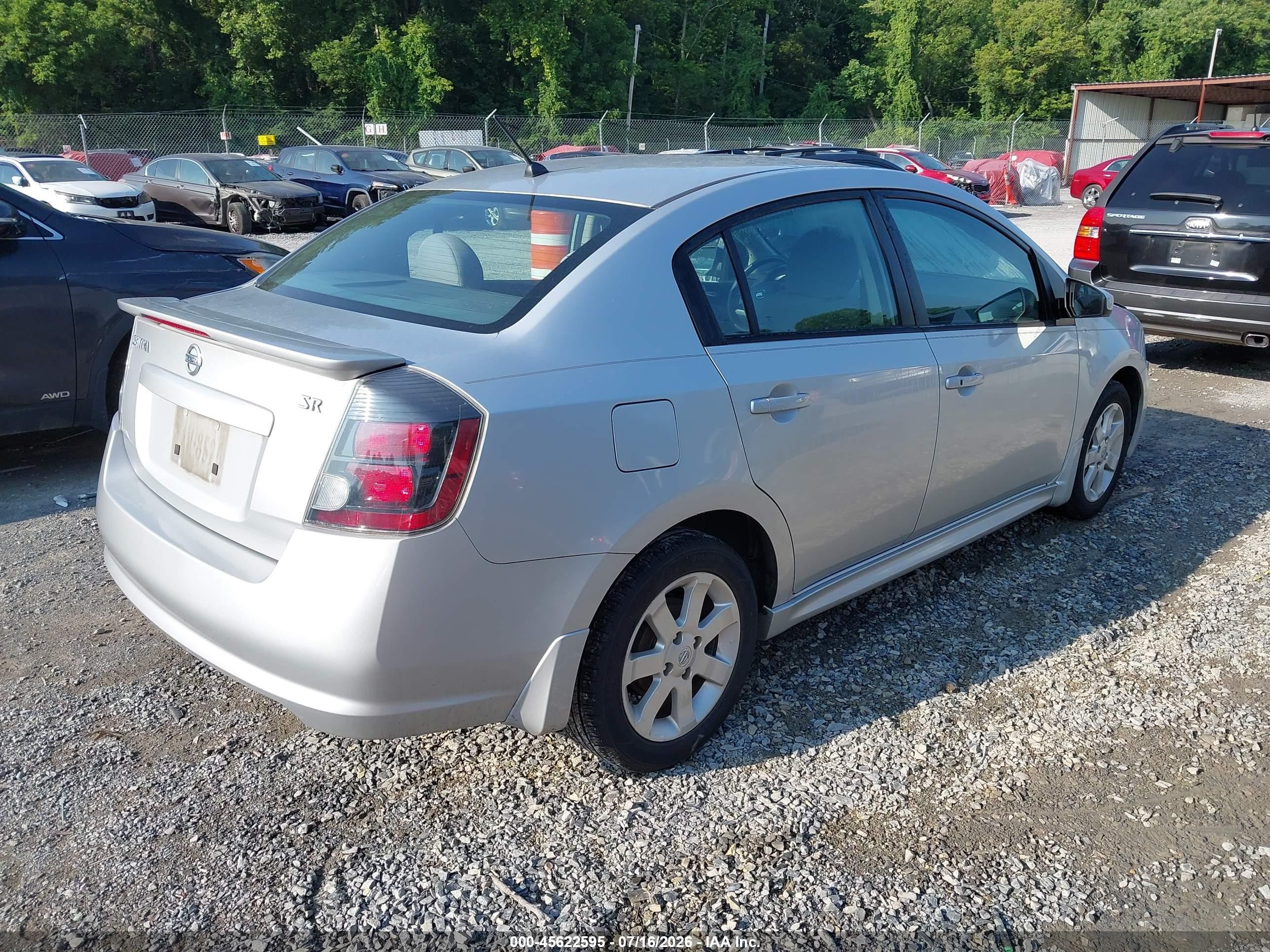 2012 Nissan Sentra 2.0 Sr Серебряный vin: 3N1AB6AP0CL710538