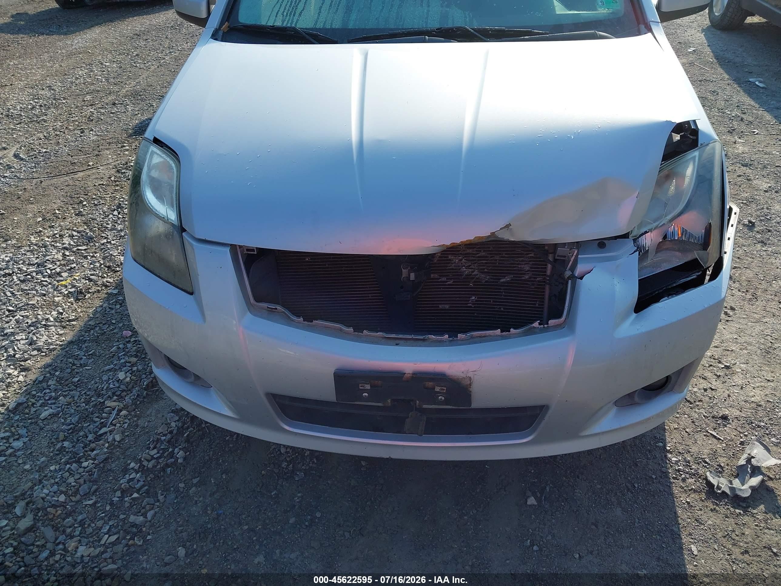2012 Nissan Sentra 2.0 Sr Серебряный vin: 3N1AB6AP0CL710538