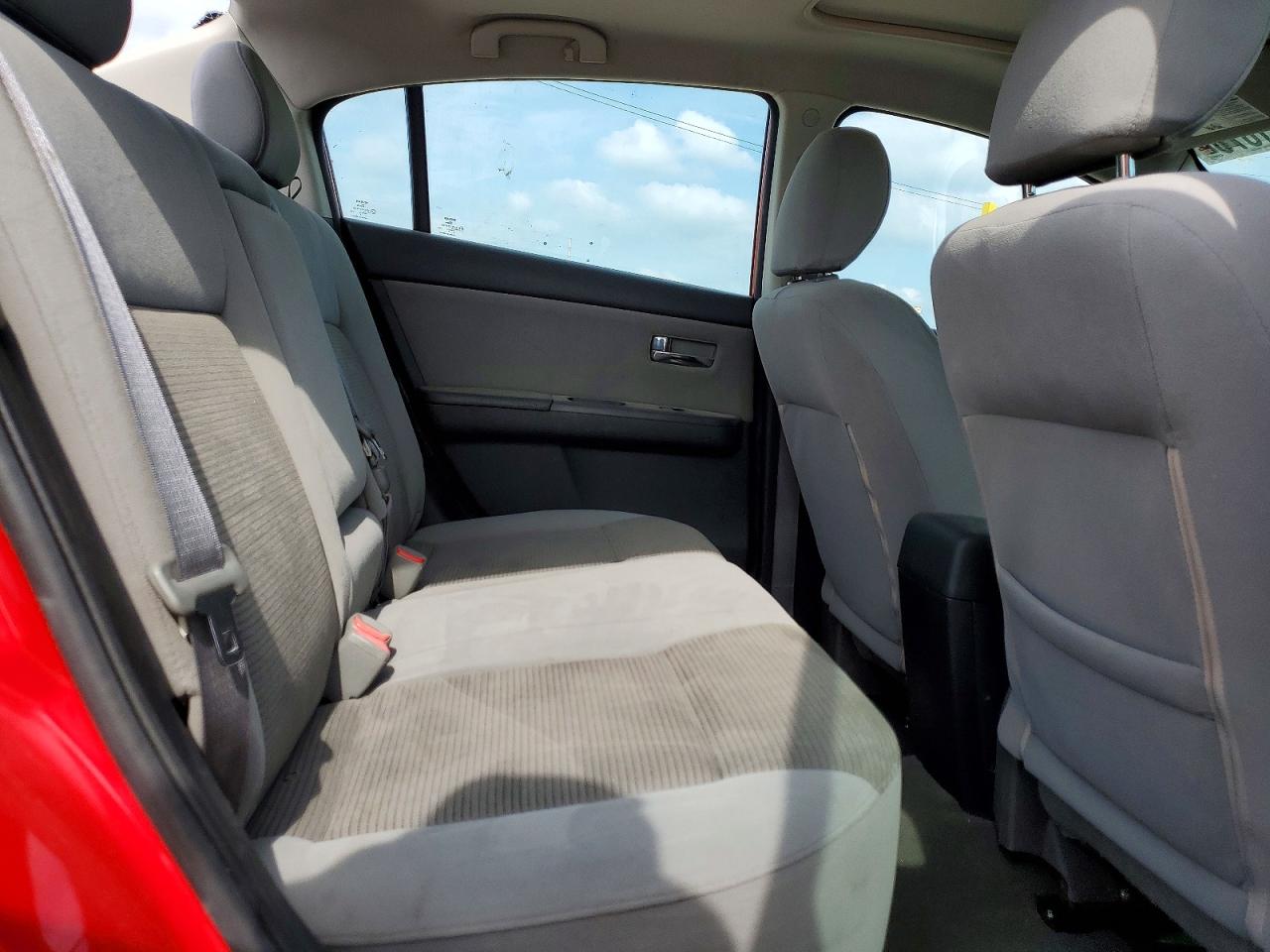 2012 Nissan Sentra 2.0 Red vin: 3N1AB6AP0CL711527