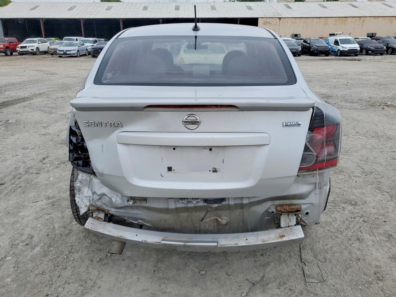2012 Nissan Sentra 2.0 Silver vin: 3N1AB6AP0CL723368