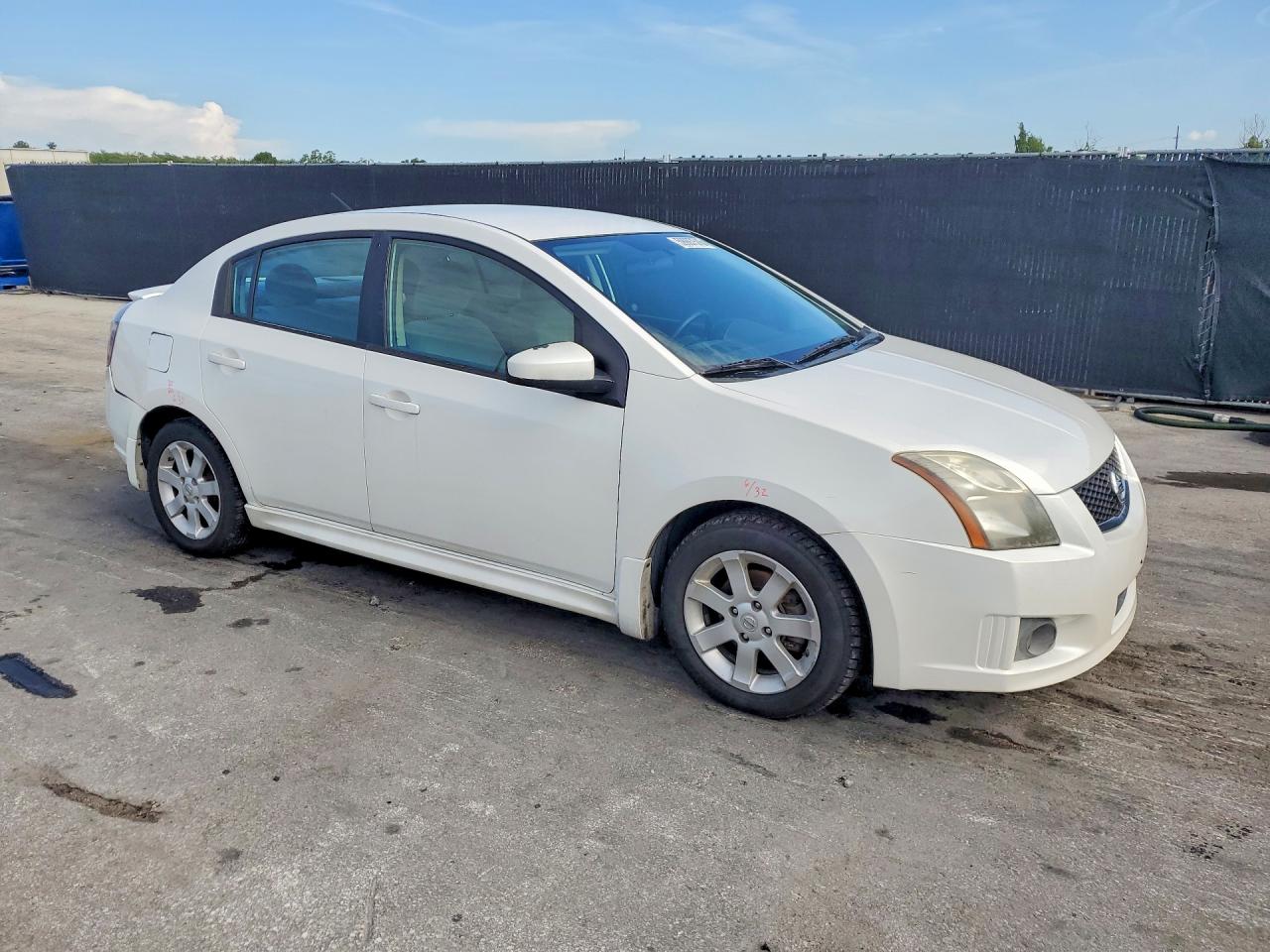 2012 Nissan Sentra 2.0 White vin: 3N1AB6AP0CL739411