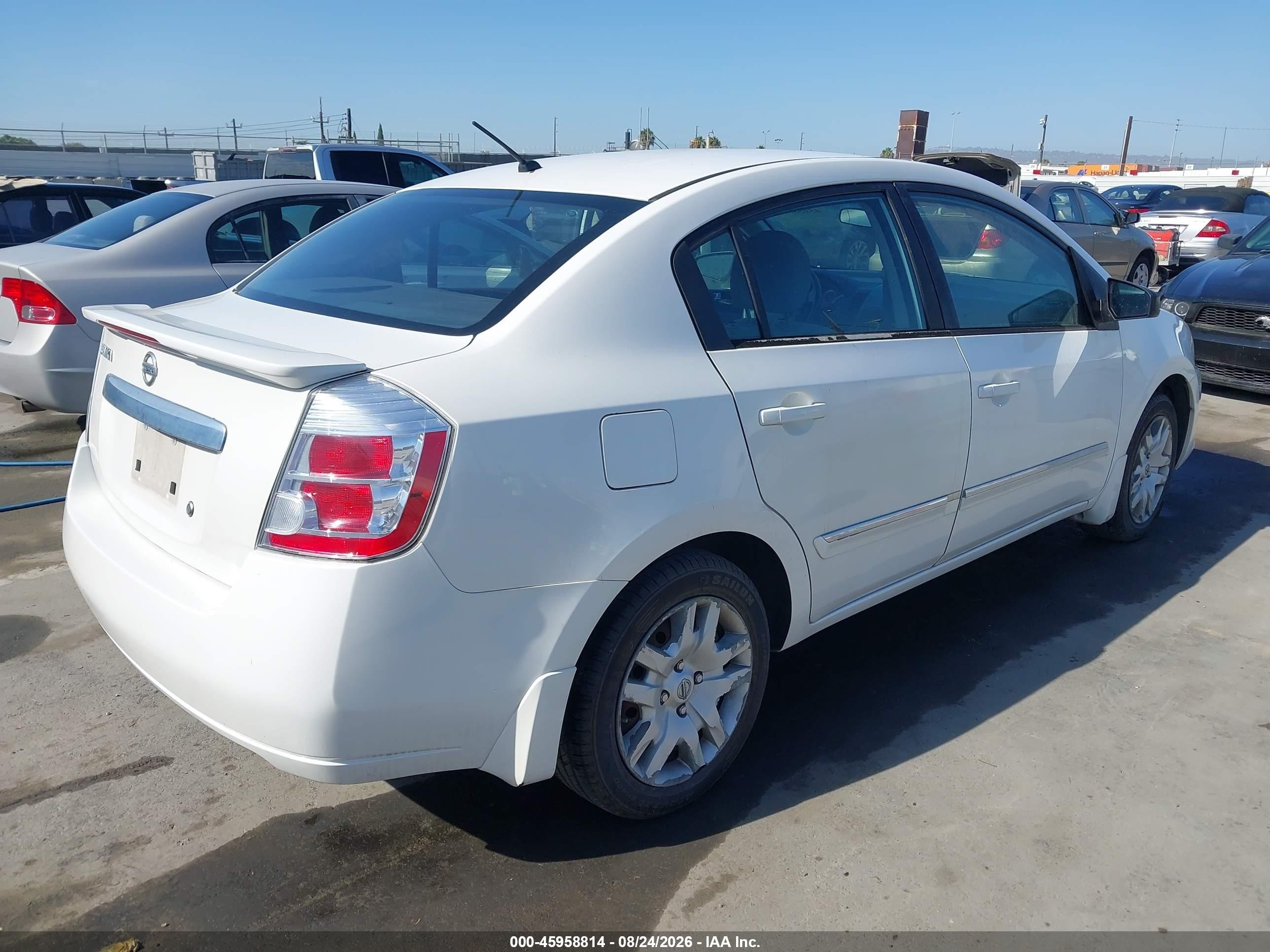 2012 Nissan Sentra 2.0 S White vin: 3N1AB6AP0CL740204