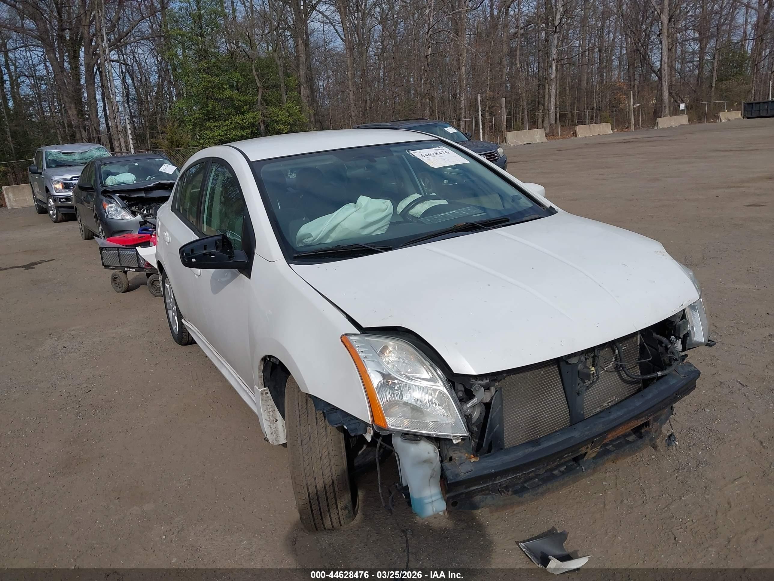2010 Nissan Sentra 2.0sr Белый vin: 3N1AB6AP1AL632137