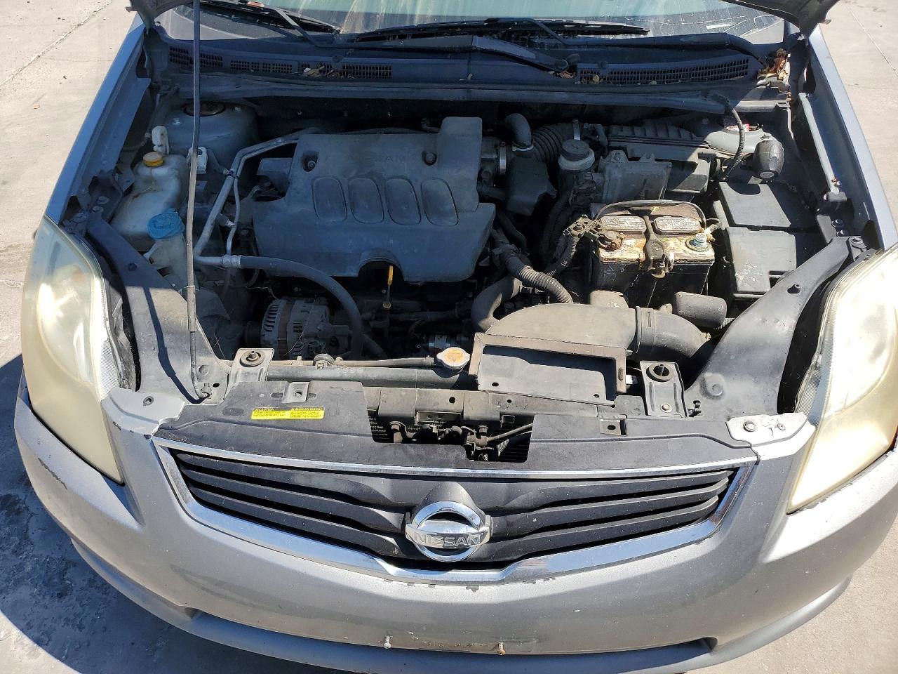 2010 Nissan Sentra 2.0 Silver vin: 3N1AB6AP1AL639122