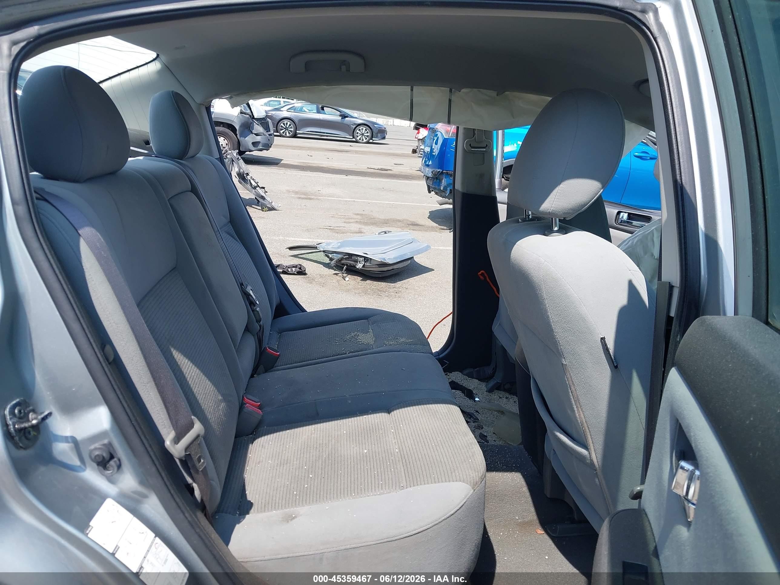 2010 Nissan Sentra 2.0s Silver vin: 3N1AB6AP1AL646491