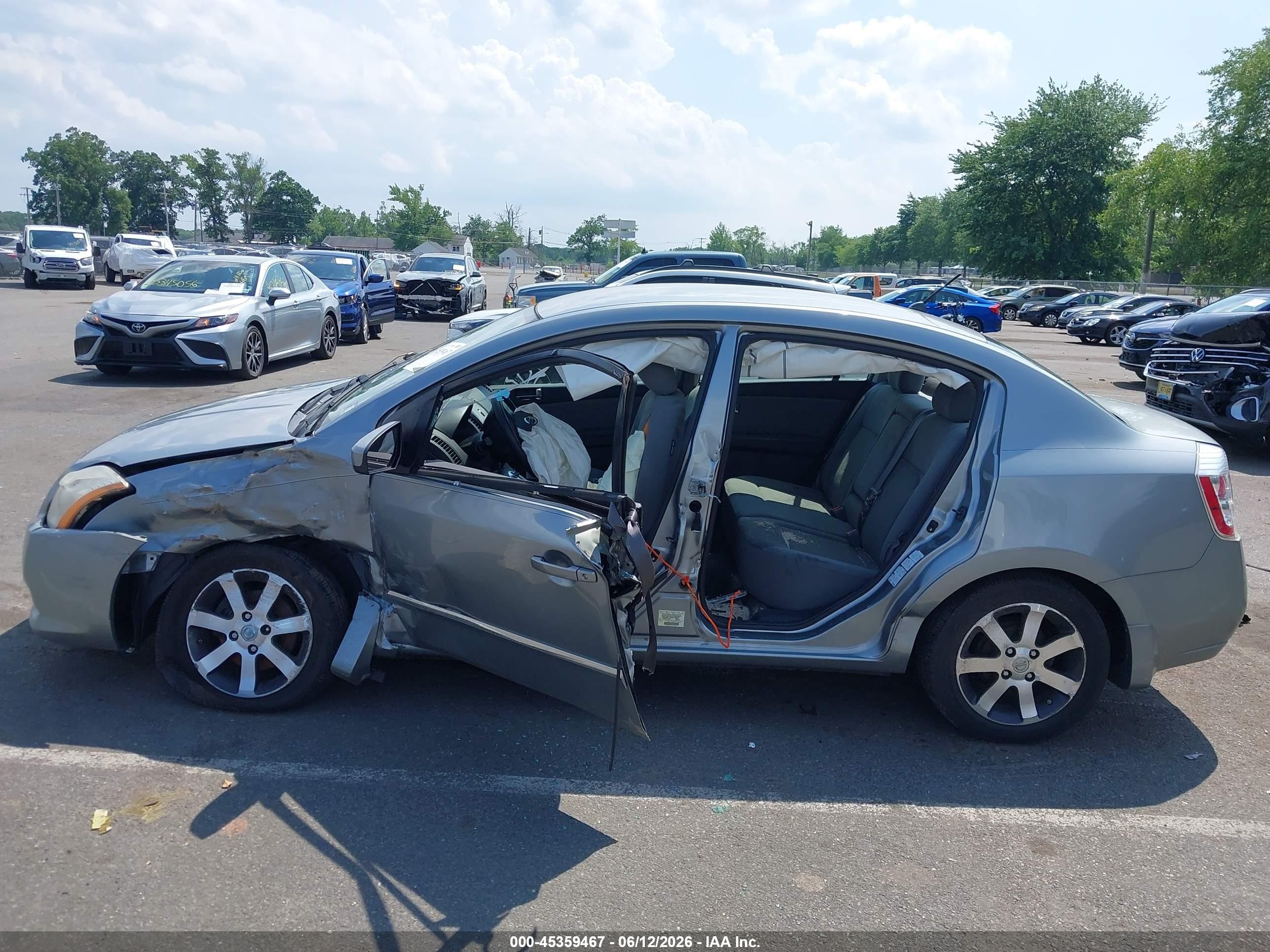 2010 Nissan Sentra 2.0s Silver vin: 3N1AB6AP1AL646491