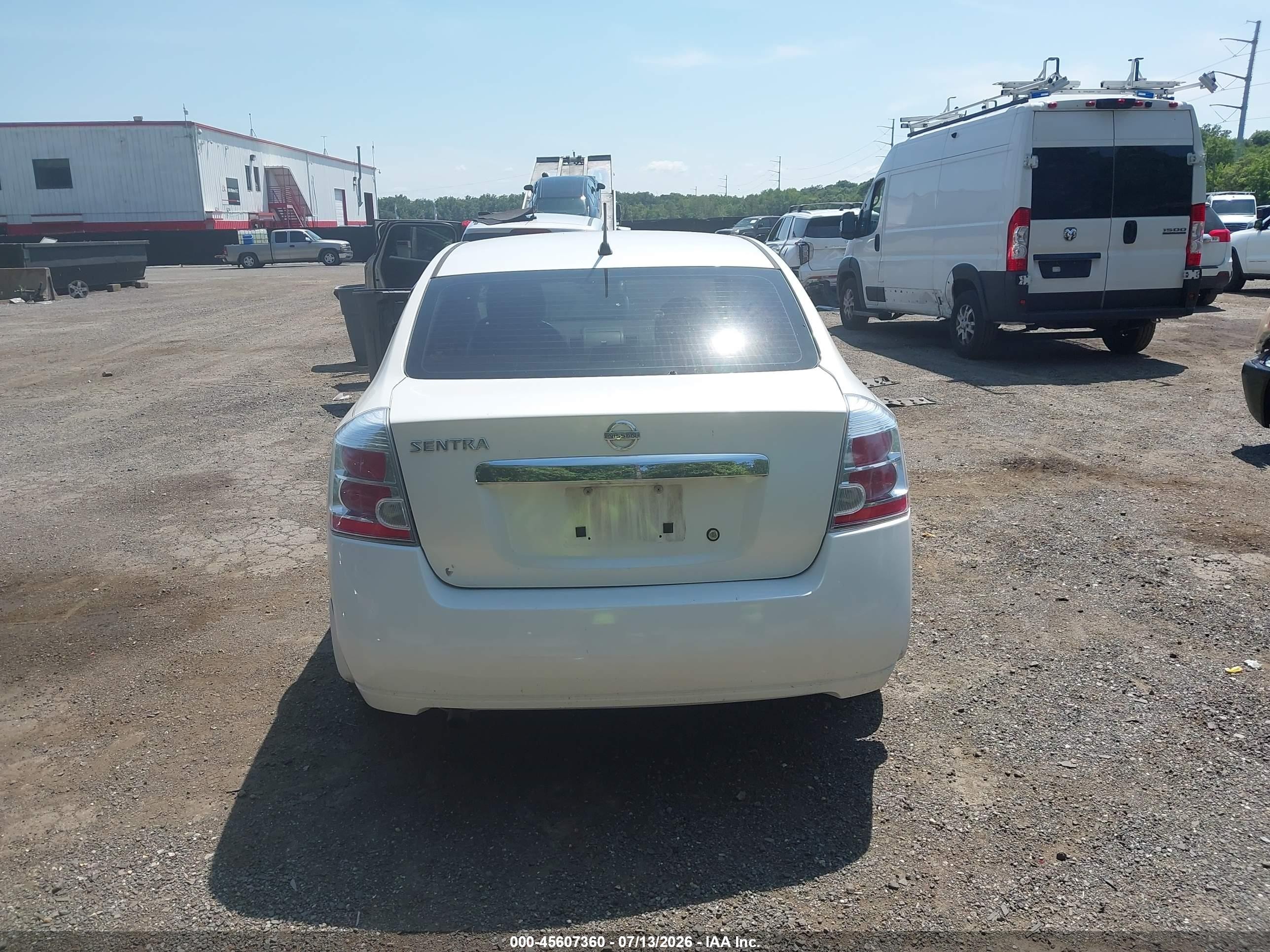 2010 Nissan Sentra 2.0 White vin: 3N1AB6AP1AL681726