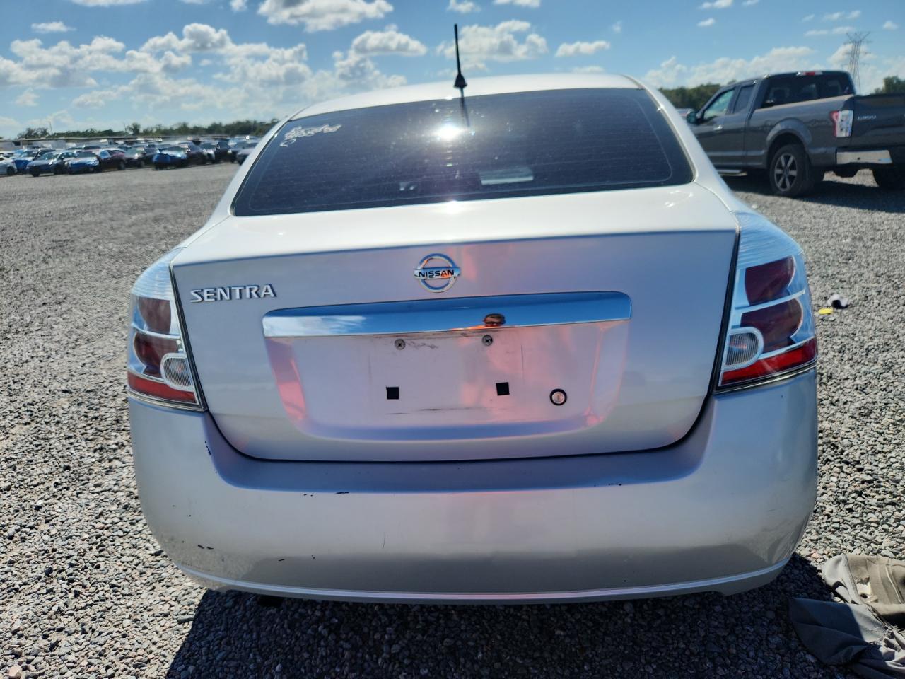 2010 Nissan Sentra 2.0 Silver vin: 3N1AB6AP1AL708553