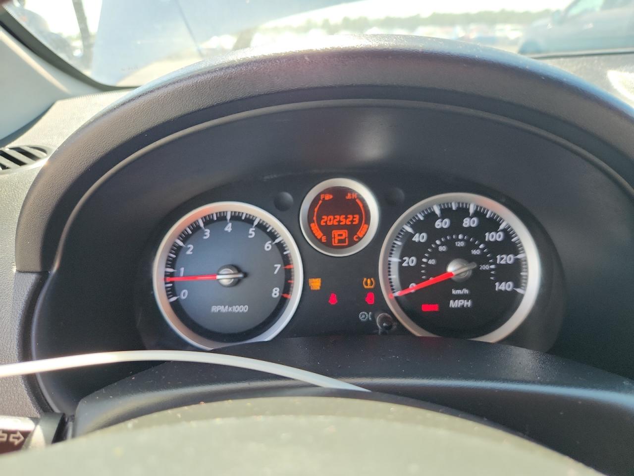 2010 Nissan Sentra 2.0 Silver vin: 3N1AB6AP1AL708553