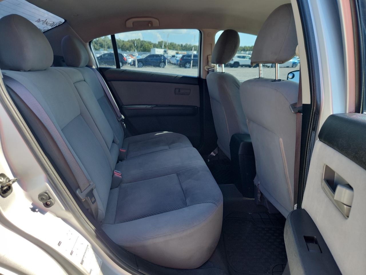 2010 Nissan Sentra 2.0 Silver vin: 3N1AB6AP1AL708553
