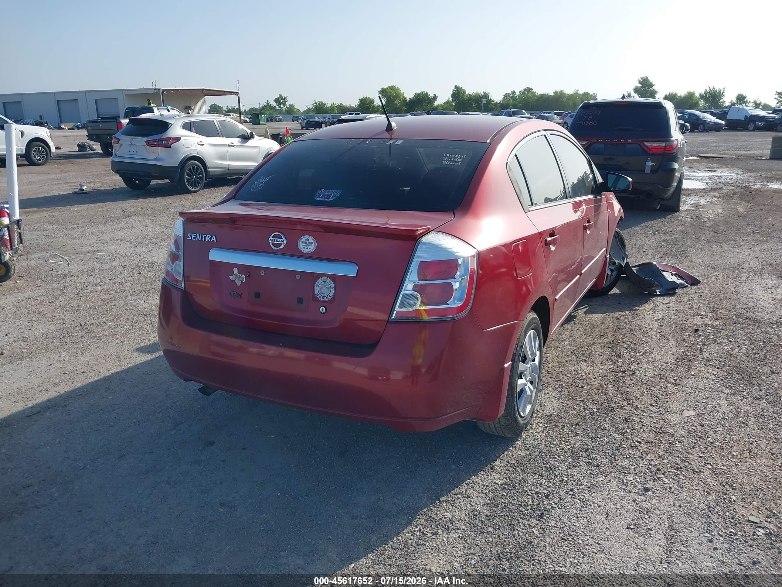 2011 Nissan Sentra 2.0 Red vin: 3N1AB6AP1BL609250