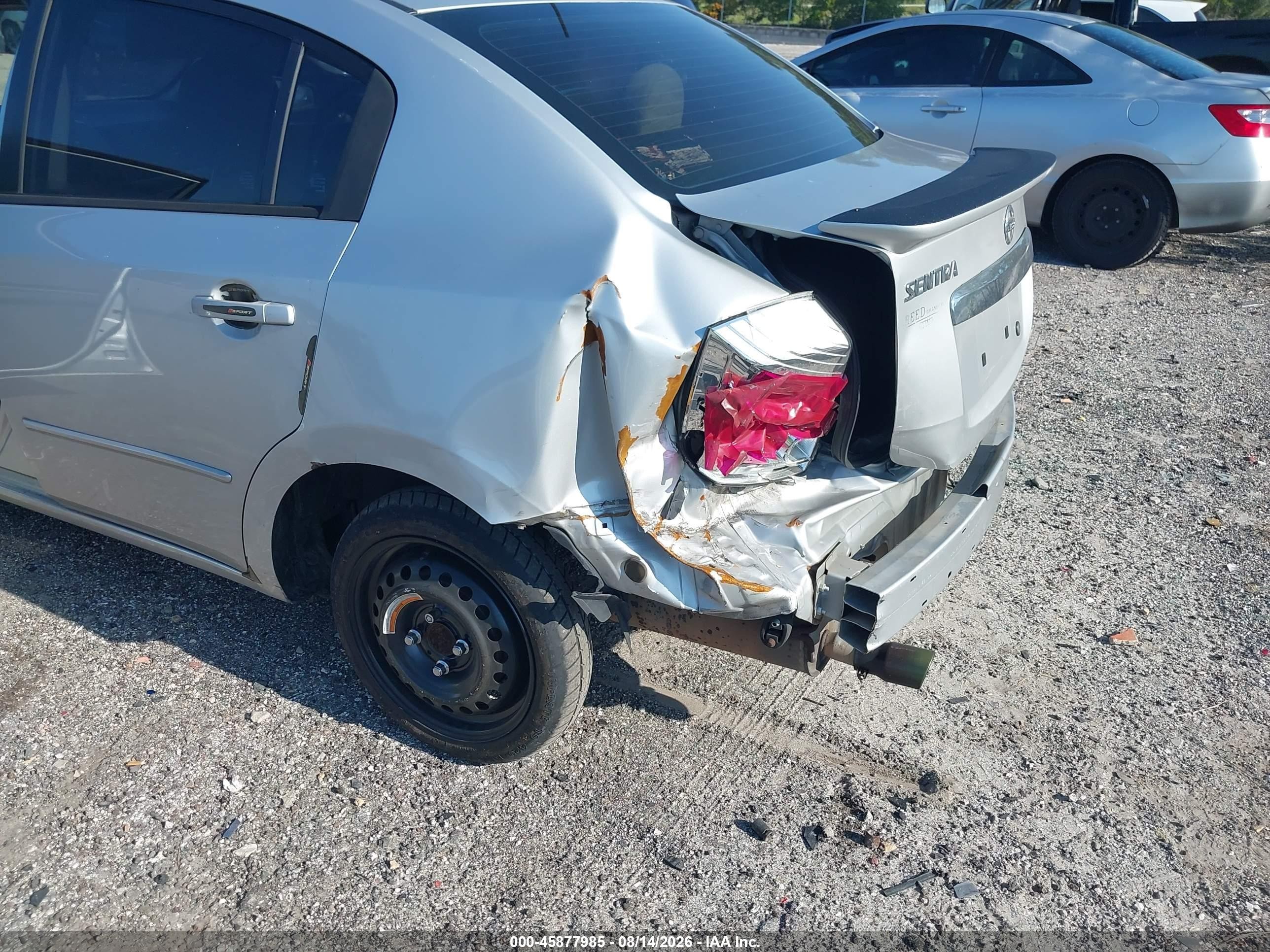 2011 Nissan Sentra 2.0 Silver vin: 3N1AB6AP1BL622354