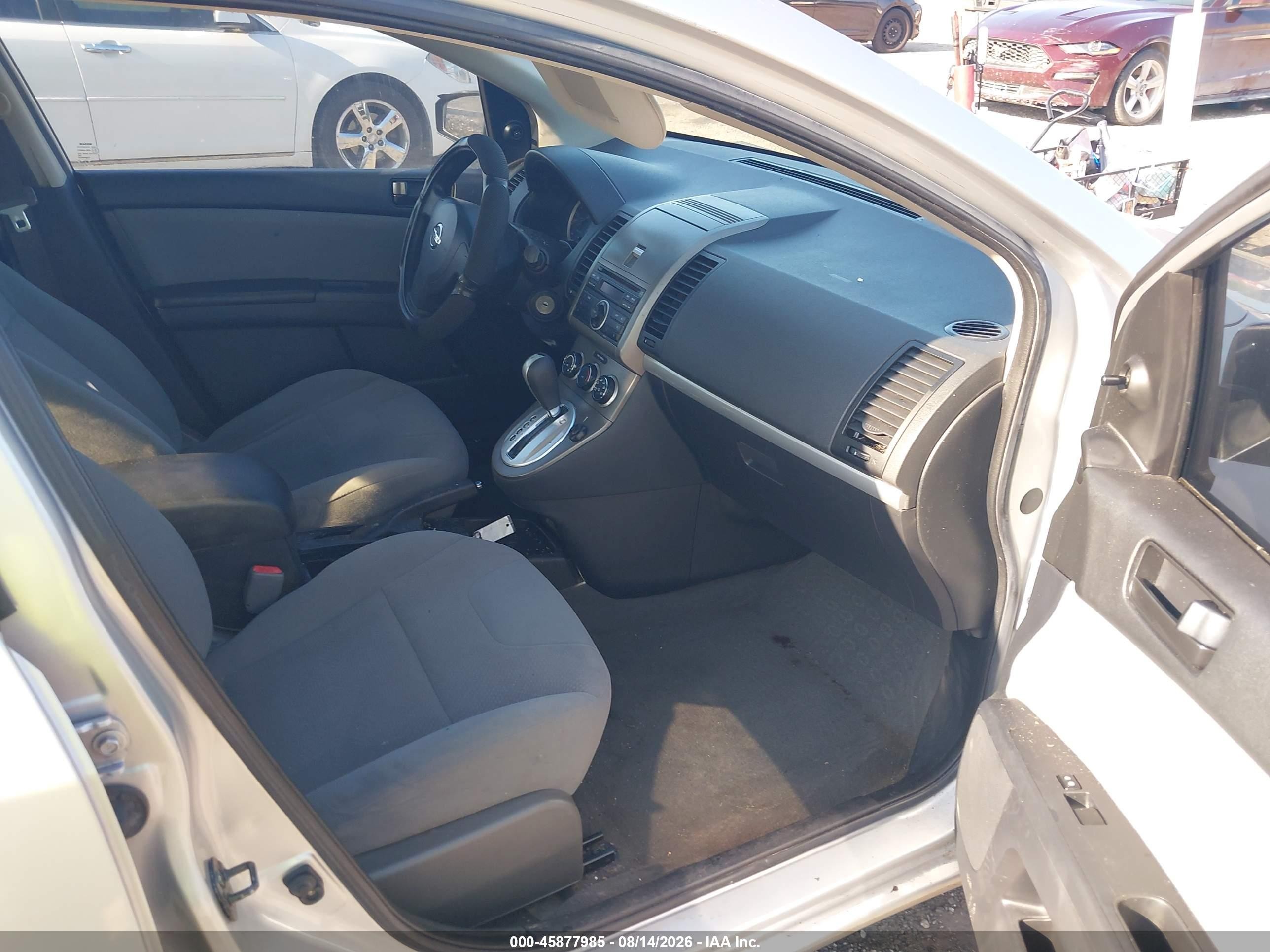 2011 Nissan Sentra 2.0 Silver vin: 3N1AB6AP1BL622354