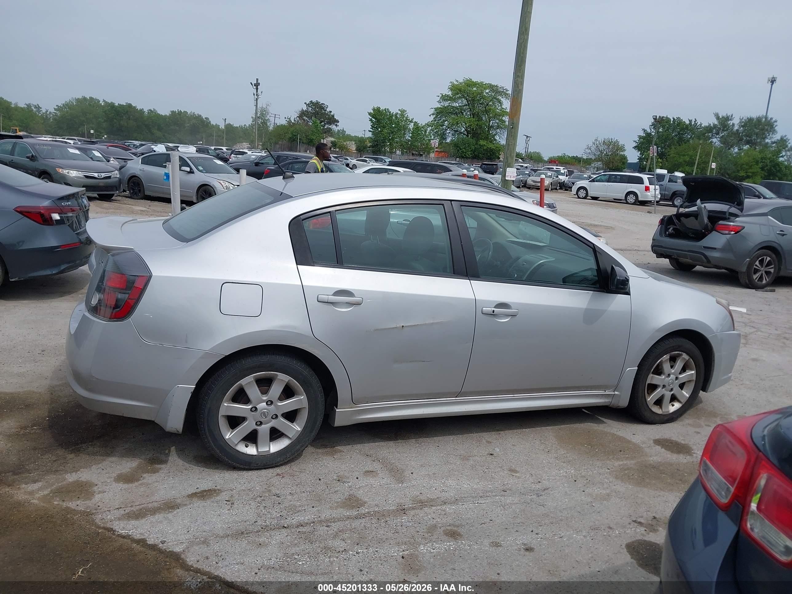 2011 Nissan Sentra 2.0sr Silver vin: 3N1AB6AP1BL708571