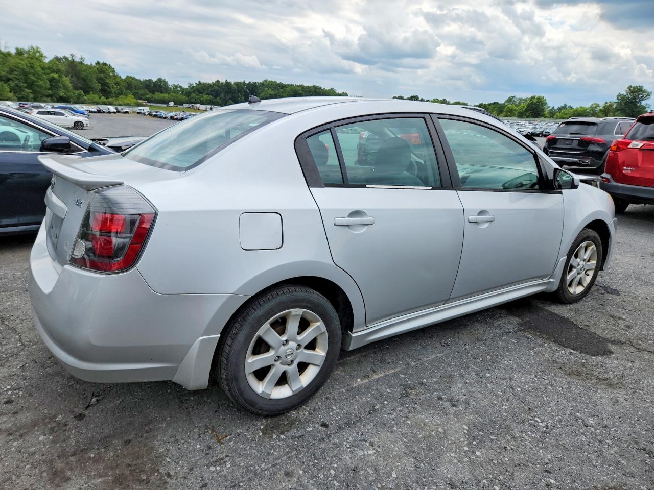 2011 Nissan Sentra 2.0 Silver vin: 3N1AB6AP1BL711051