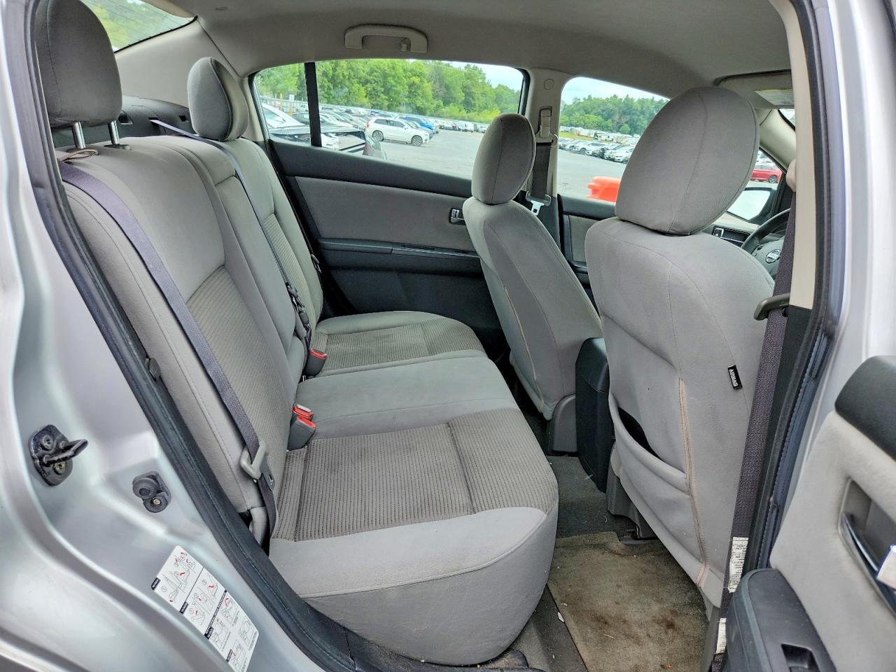 2011 Nissan Sentra 2.0 Silver vin: 3N1AB6AP1BL711051
