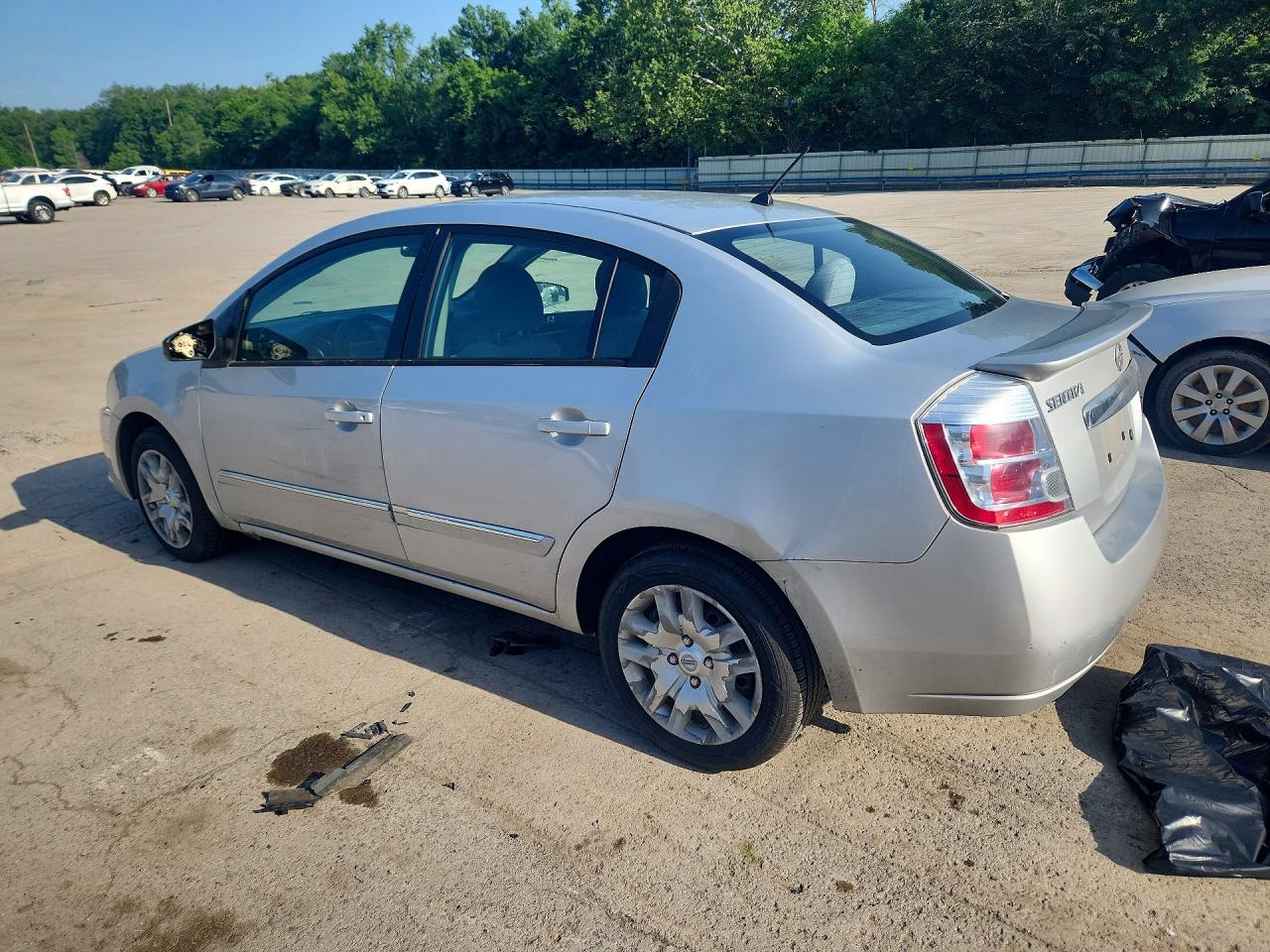 2011 Nissan Sentra 2.0 Silver vin: 3N1AB6AP1BL711597