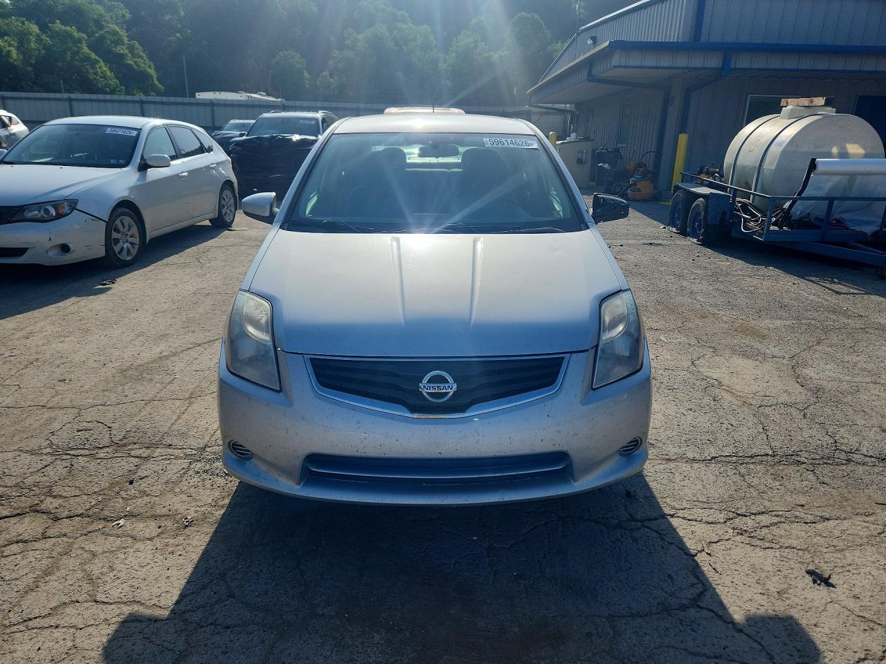 2011 Nissan Sentra 2.0 Silver vin: 3N1AB6AP1BL711597
