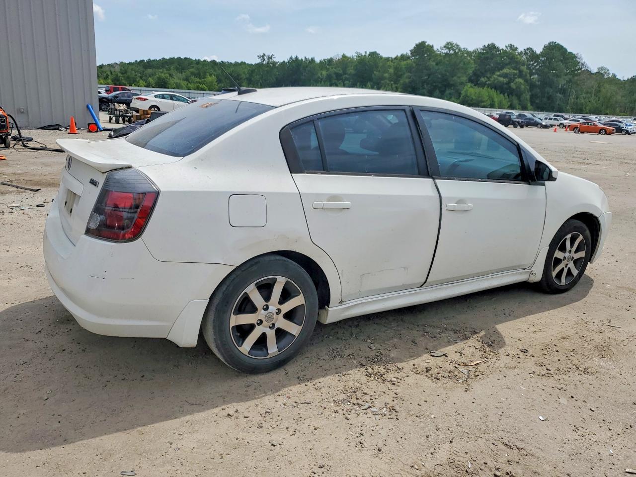 2011 Nissan Sentra 2.0 White vin: 3N1AB6AP1BL712071