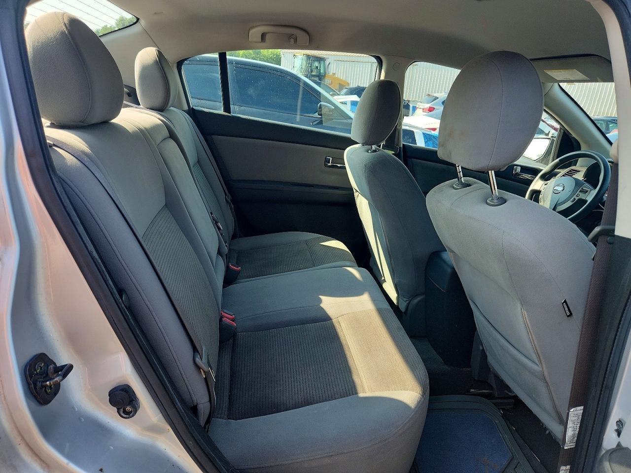 2012 Nissan Sentra 2.0 Silver vin: 3N1AB6AP1CL649572