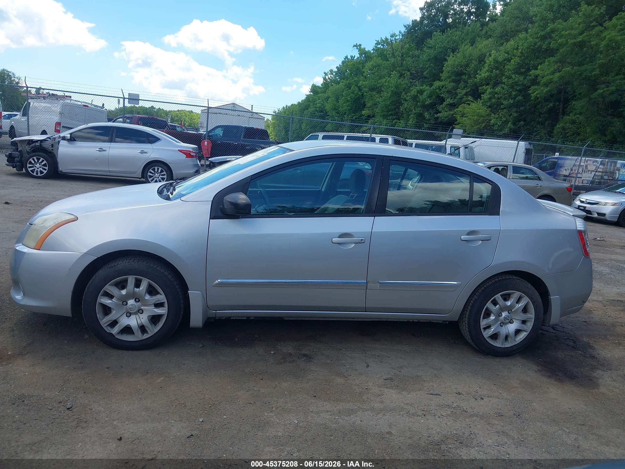 2012 Nissan Sentra 2.0 S Silver vin: 3N1AB6AP1CL674813