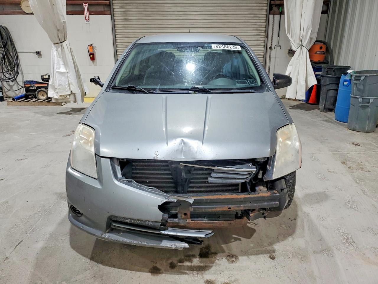 2012 Nissan Sentra 2.0 Серебряный vin: 3N1AB6AP1CL678294