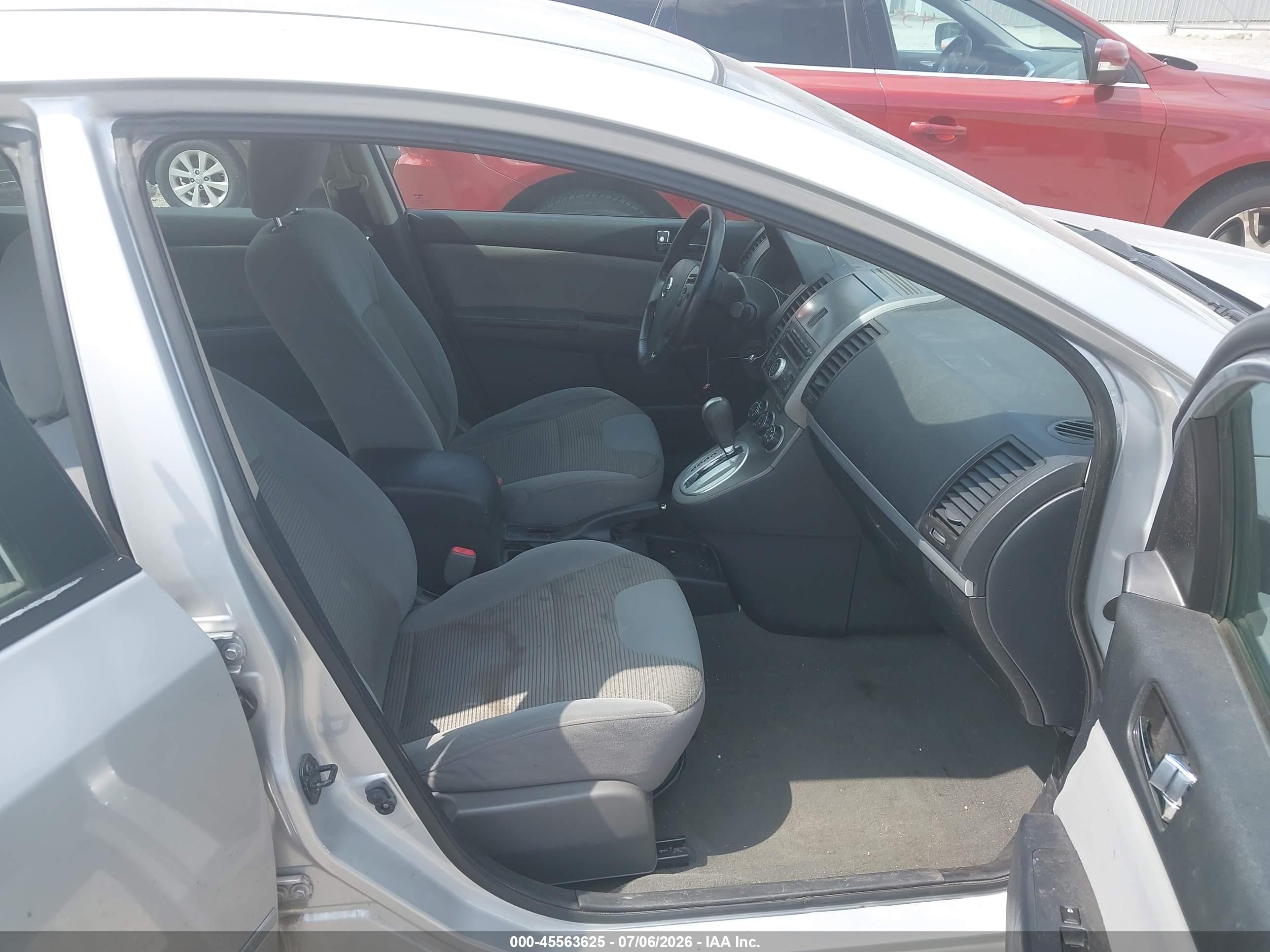 2012 Nissan Sentra 2.0 S Silver vin: 3N1AB6AP1CL706174