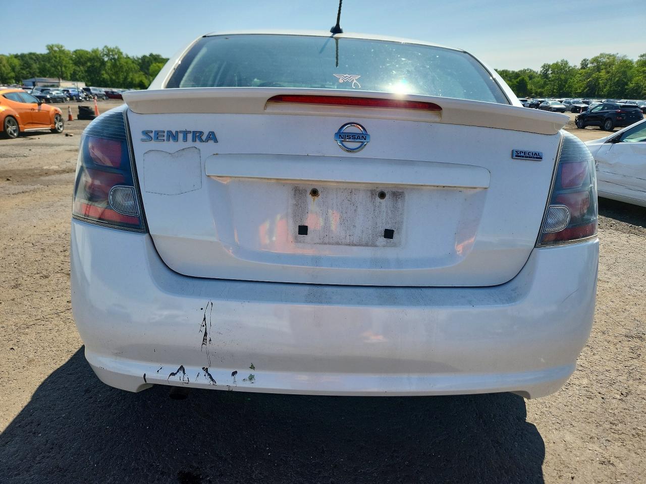 2012 Nissan Sentra 2.0 White vin: 3N1AB6AP1CL757156