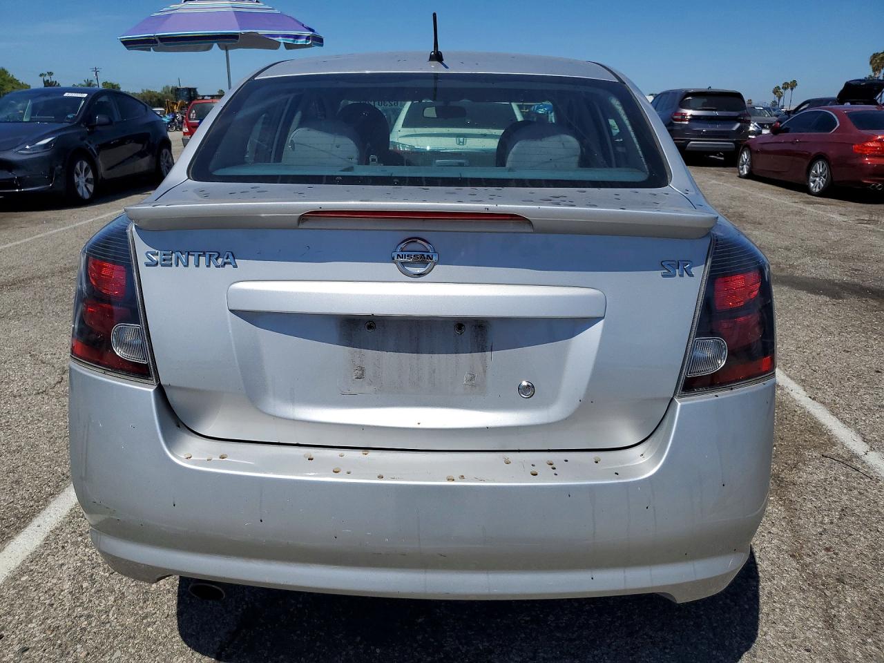 2012 Nissan Sentra 2.0 Серебряный vin: 3N1AB6AP1CL758632