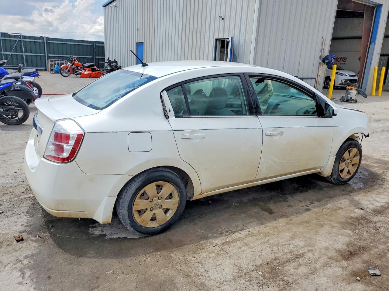 2010 Nissan Sentra 2.0 White vin: 3N1AB6AP2AL623222