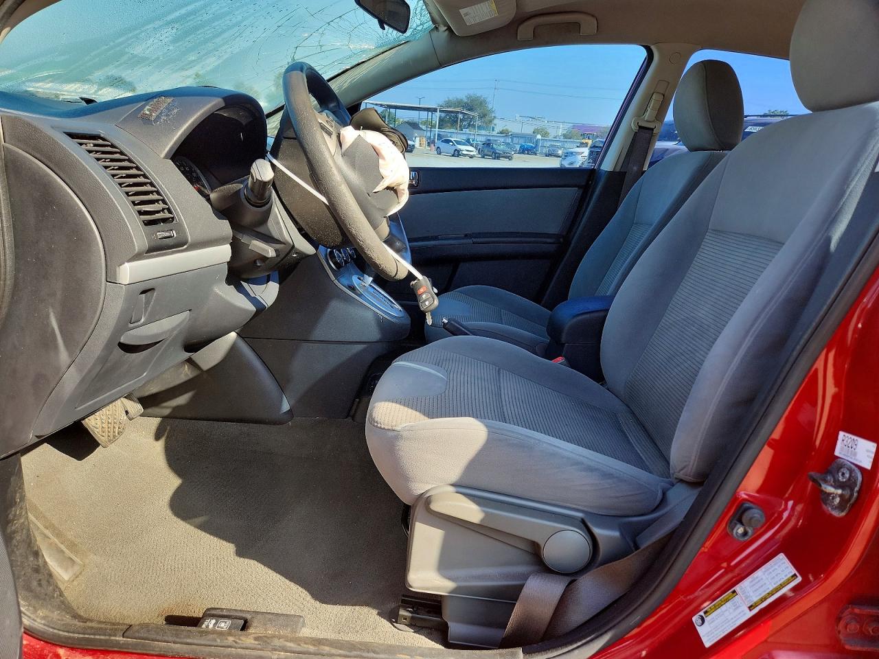 2010 Nissan Sentra 2.0 Red vin: 3N1AB6AP2AL659184