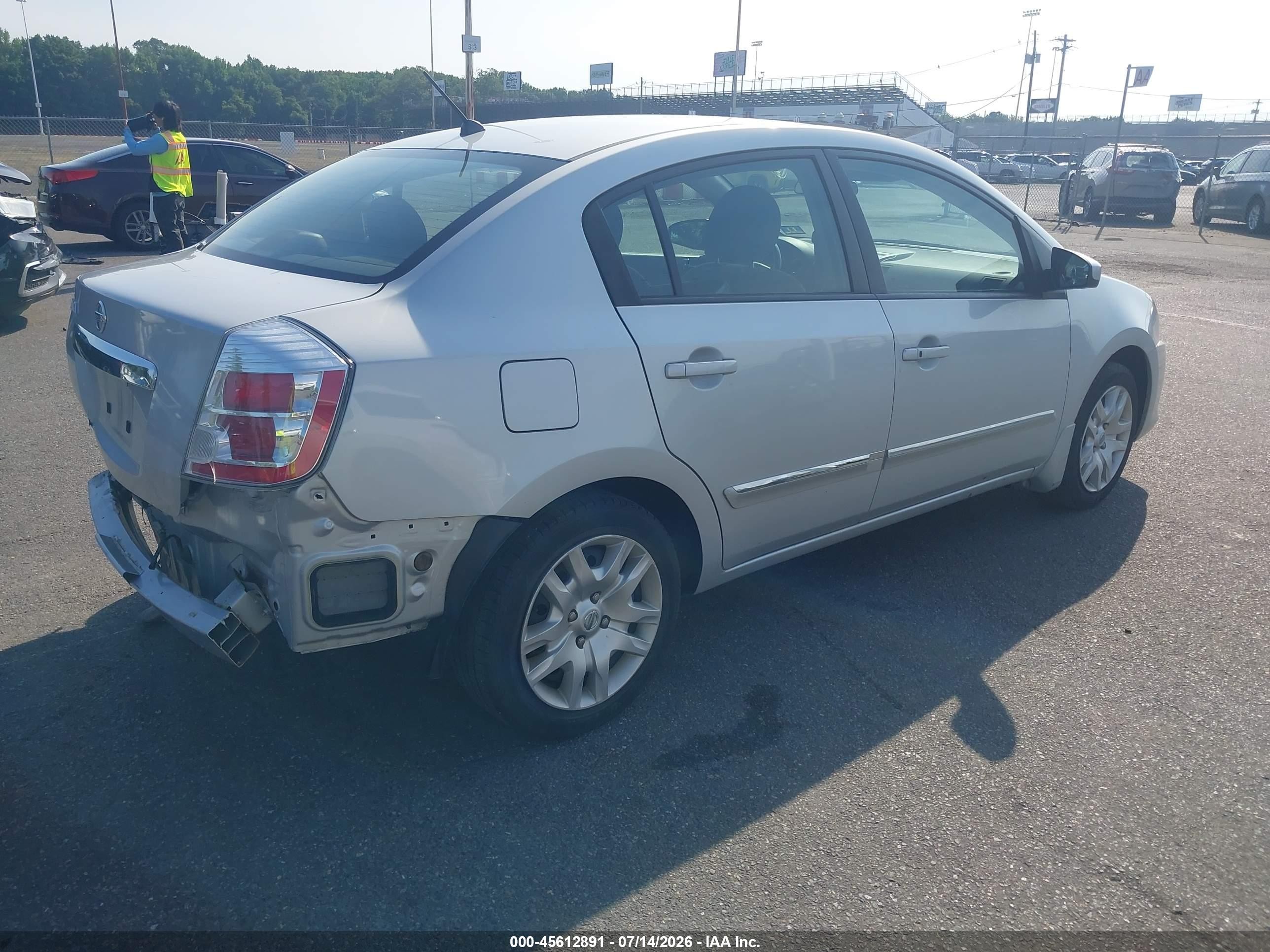 2010 Nissan Sentra 2.0s Silver vin: 3N1AB6AP2AL680259