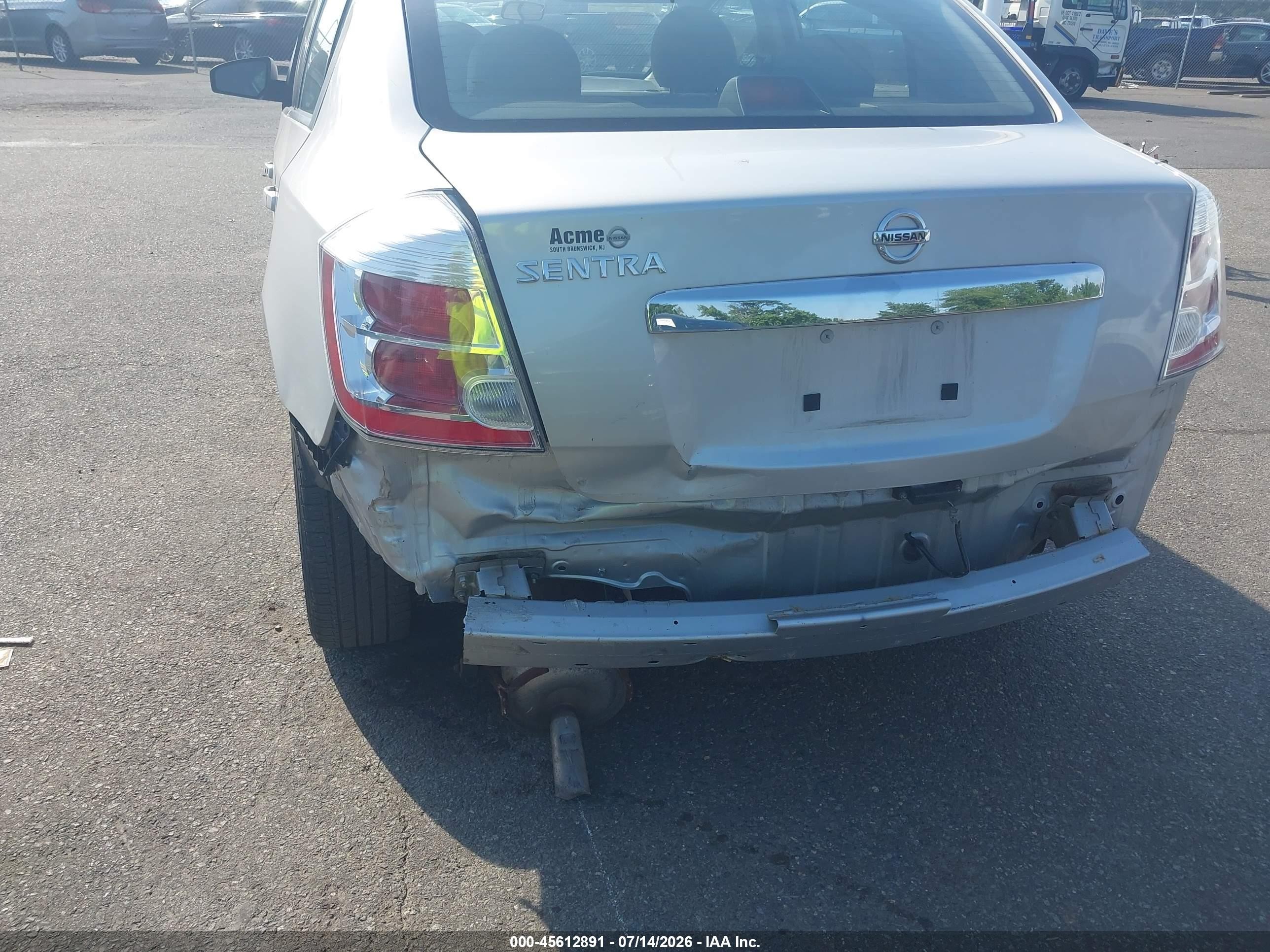 2010 Nissan Sentra 2.0s Silver vin: 3N1AB6AP2AL680259